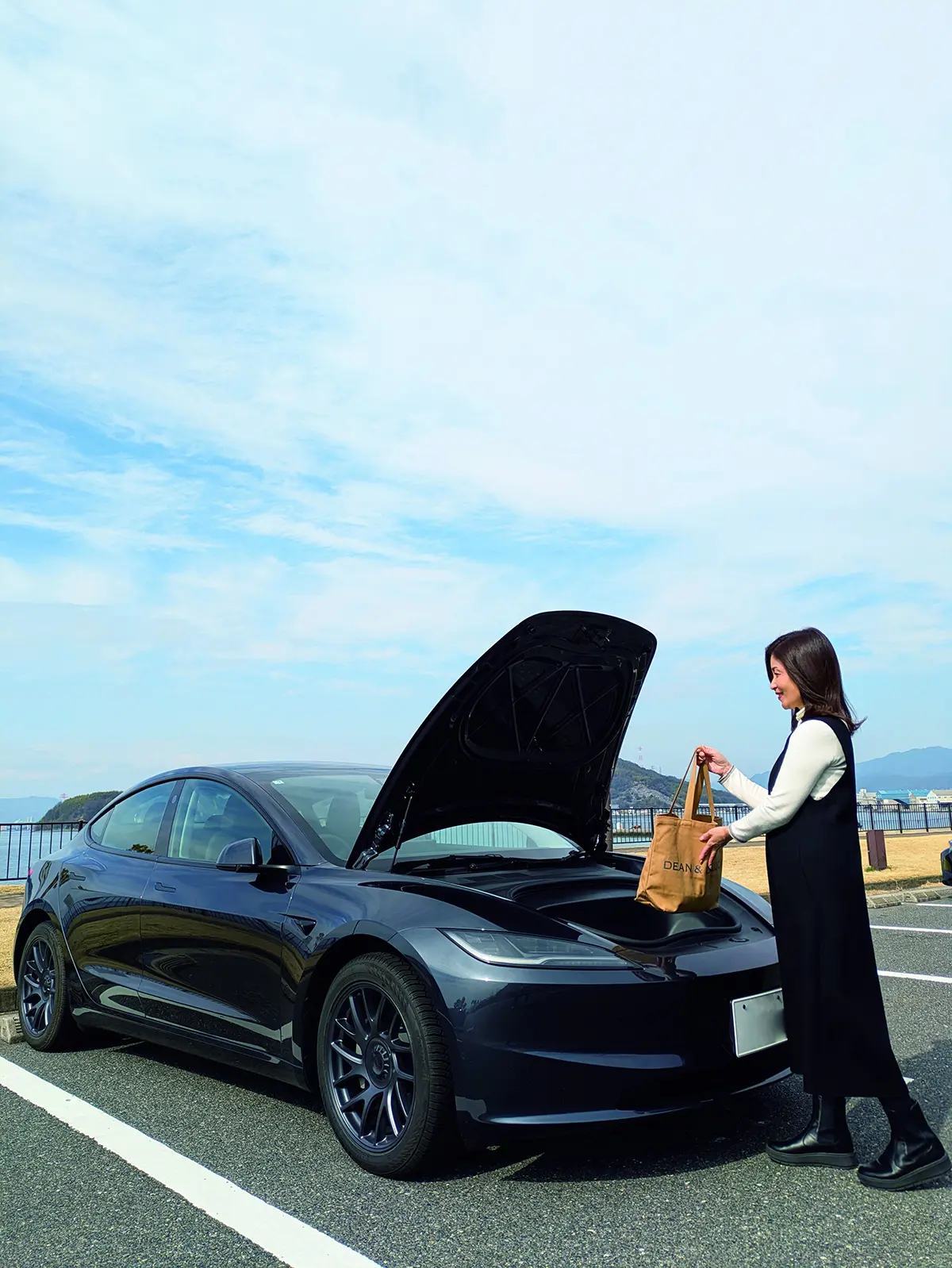 50代　愛しの車　電気自動車のテスラは、 静かで振動もなし（あいさん）