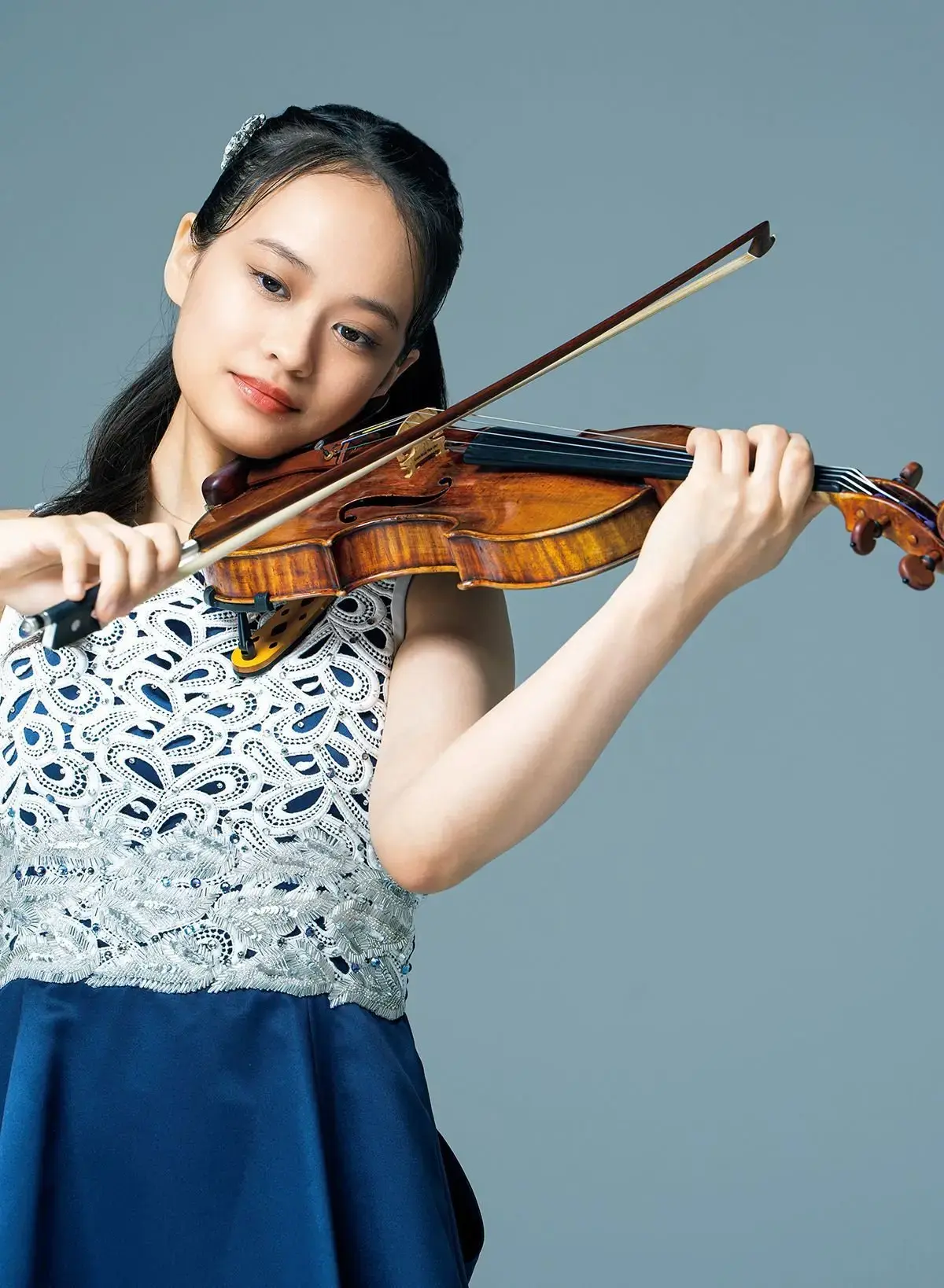 【ヴァイオリニスト HIMARIさんインタビュー】「一世紀に一人の才能」と評される15歳、魂に響く音