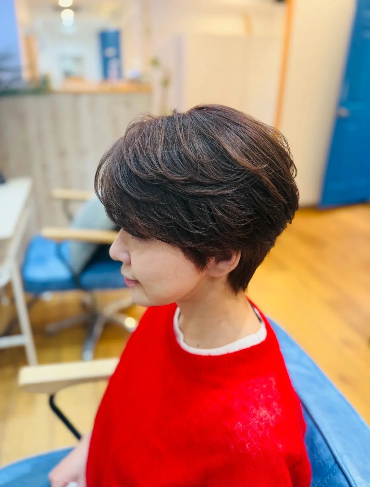 一月のヘアスタイルは前髪を軽くして抜け感の画像_2