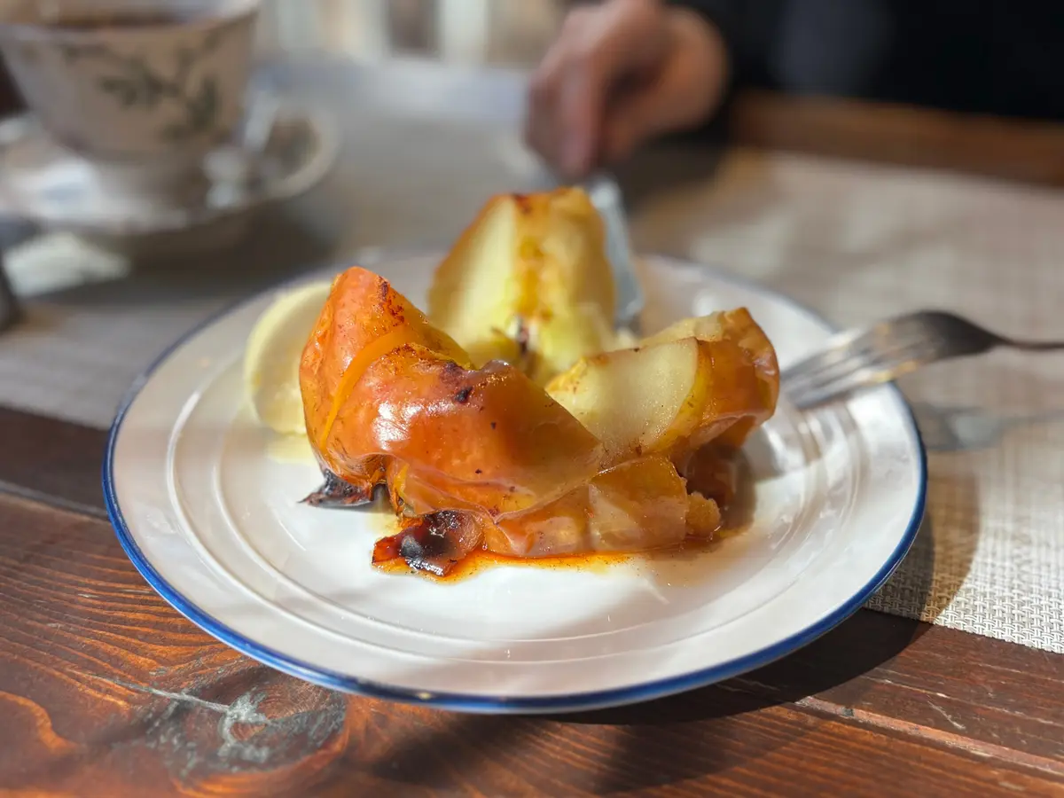 山小屋カフェのじっくり焼き上げられた美味の画像_13
