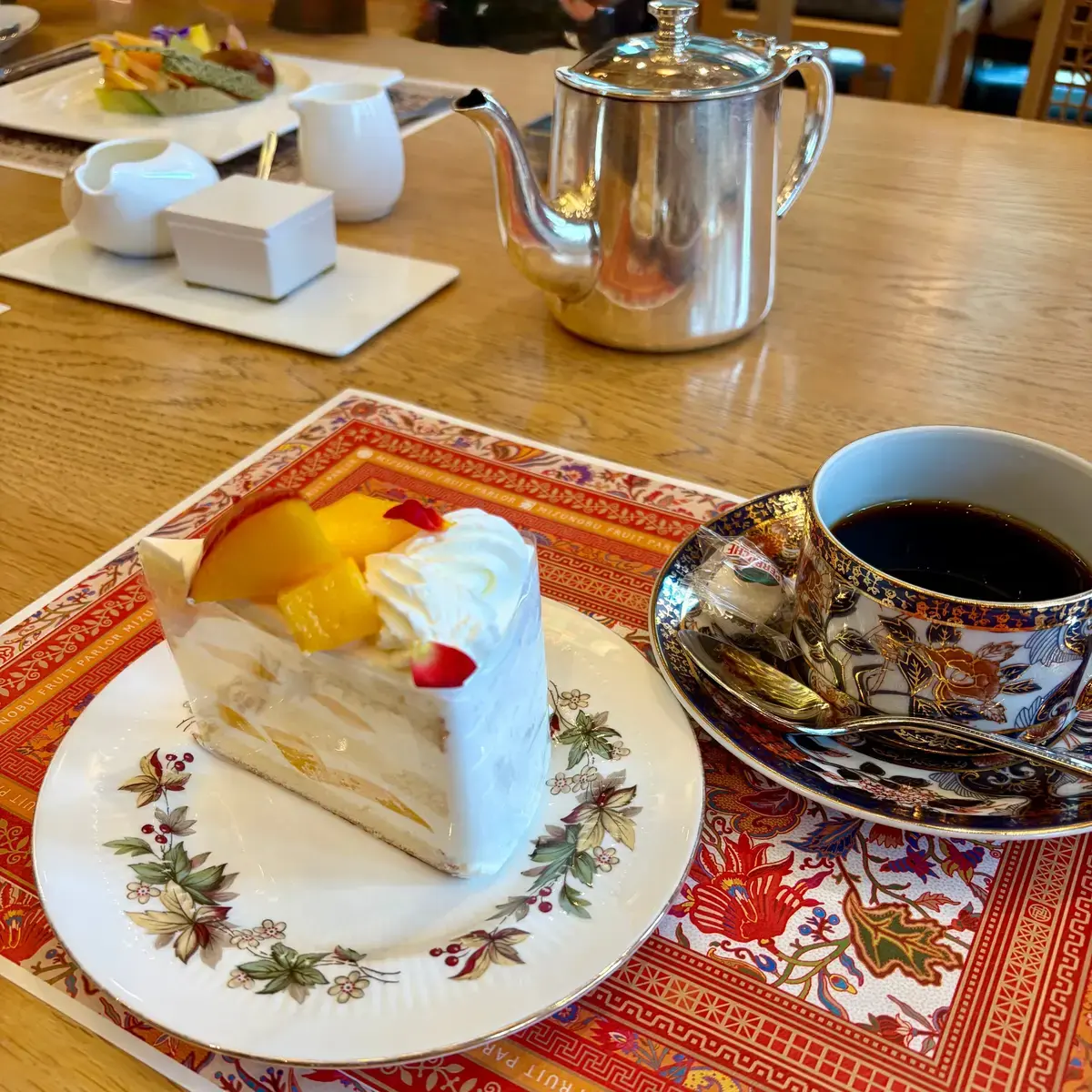 マンゴーショートケーキ