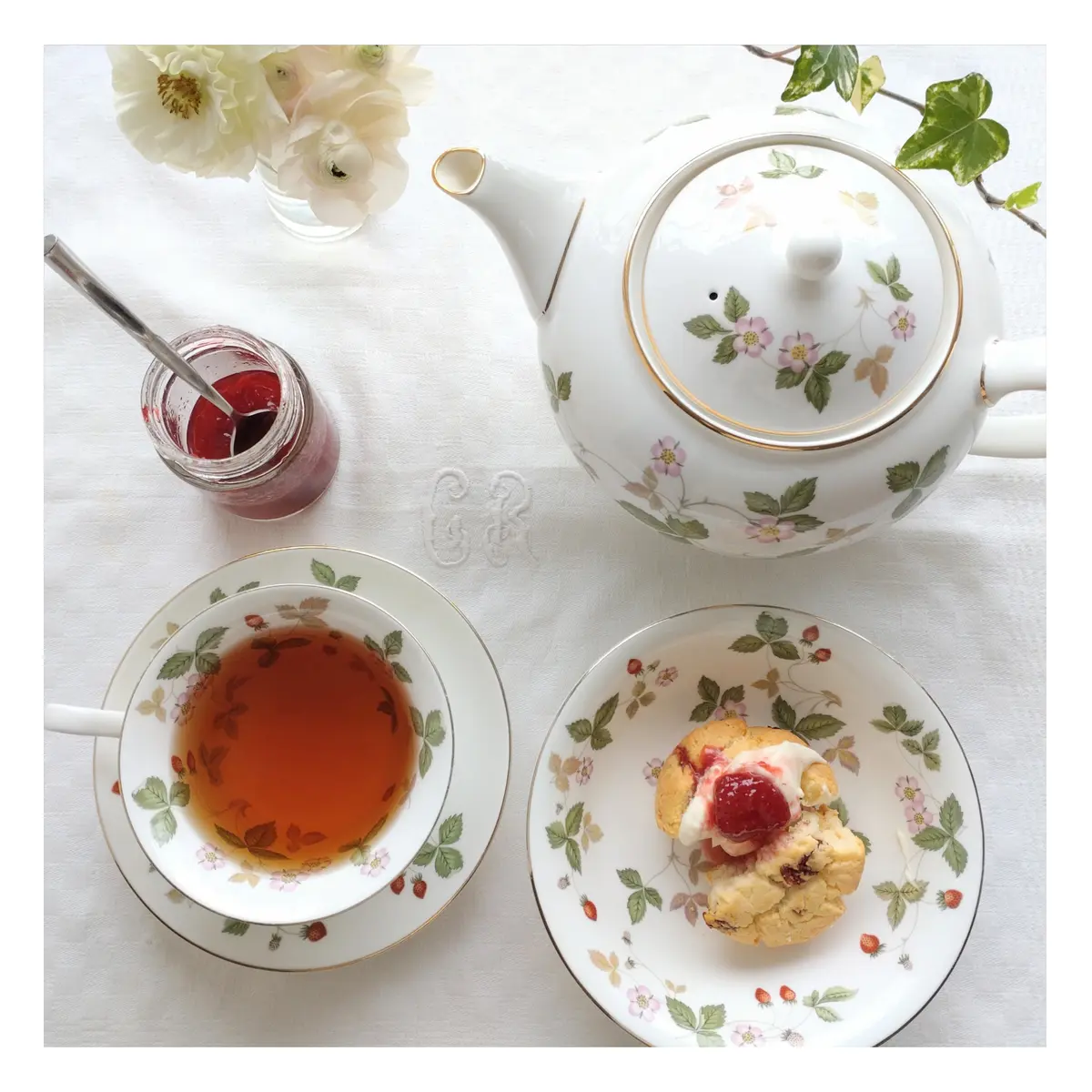 アフタヌーンティー　いちごジャム