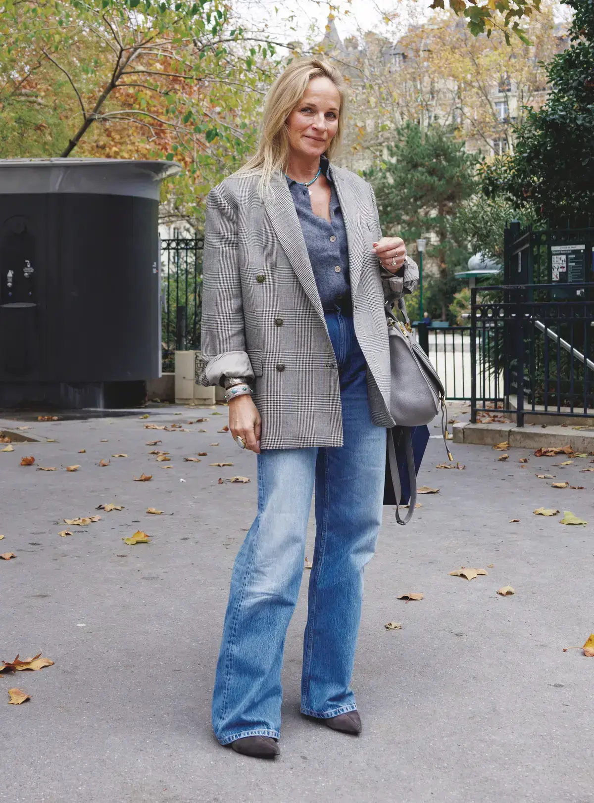 パリマダムの「デニムコーデ」【海外ファッションSNAP】