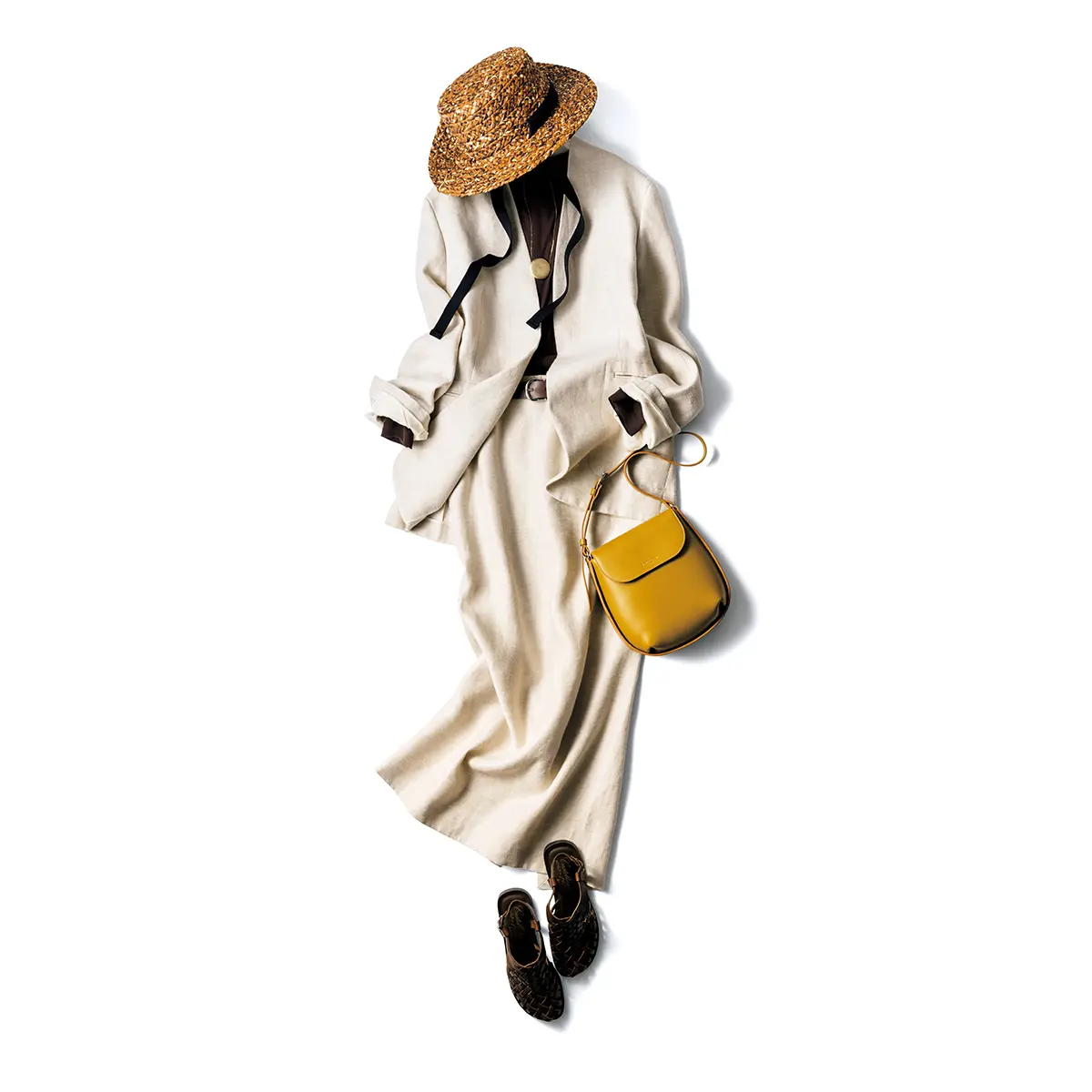 リネンの軽やかさが本領を発揮する 洗練されたリゾートでの装い