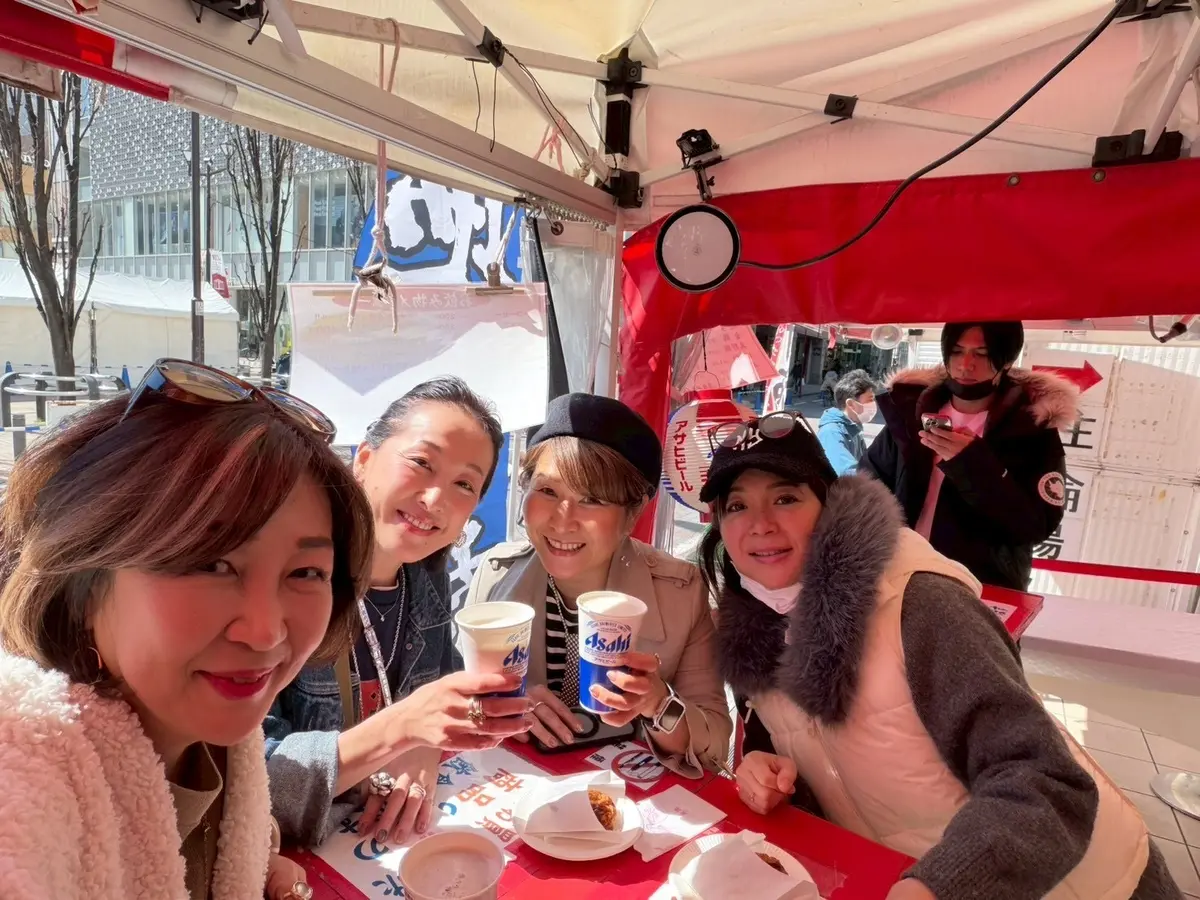 春うららトレンチでアメ横はしご酒、類様気の画像_5