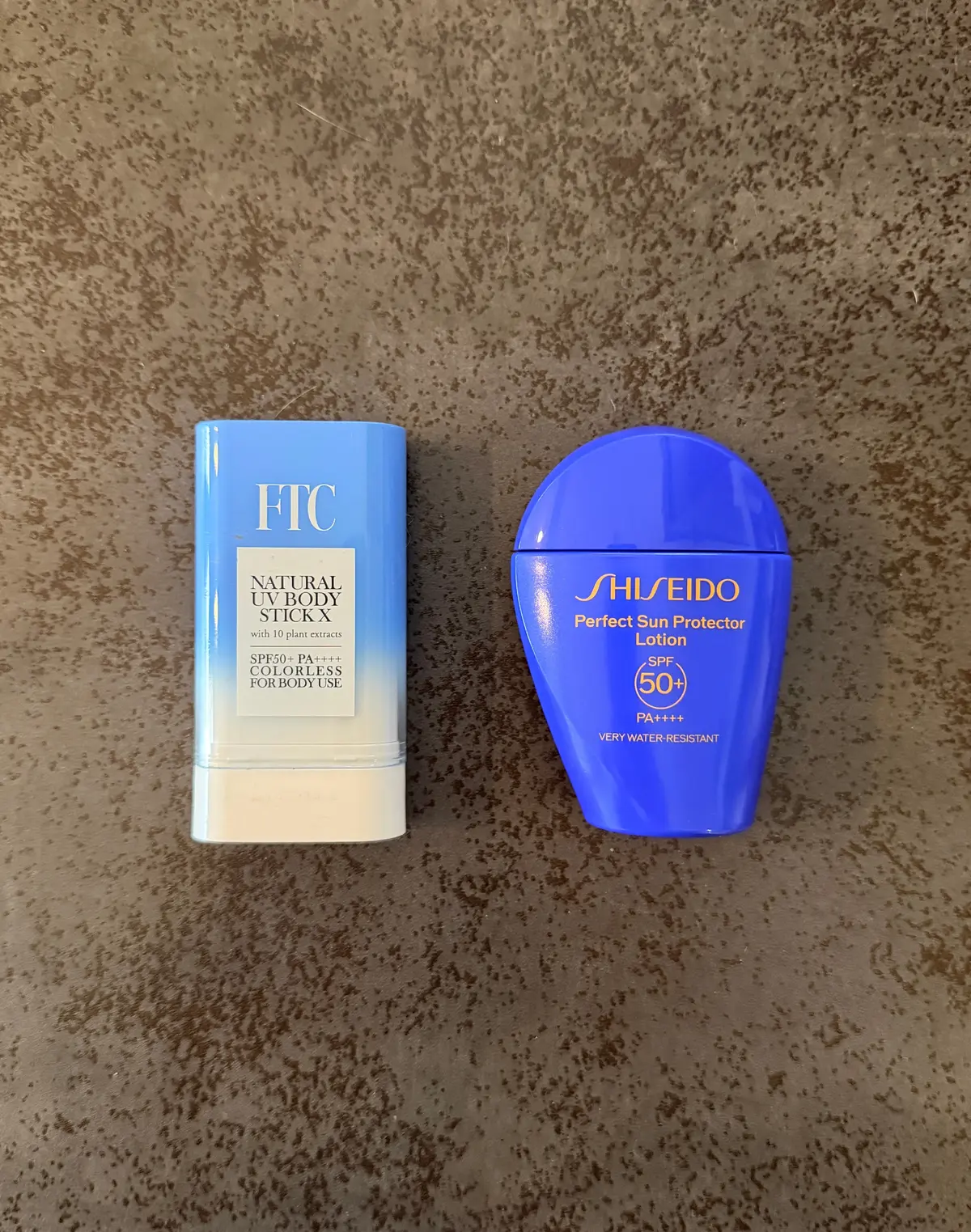 ゴルフ　おすすめ　日焼け止め　FTC「ナチュラル UV ボディスティック」　資生堂「パーフェクト サン プロテクター」