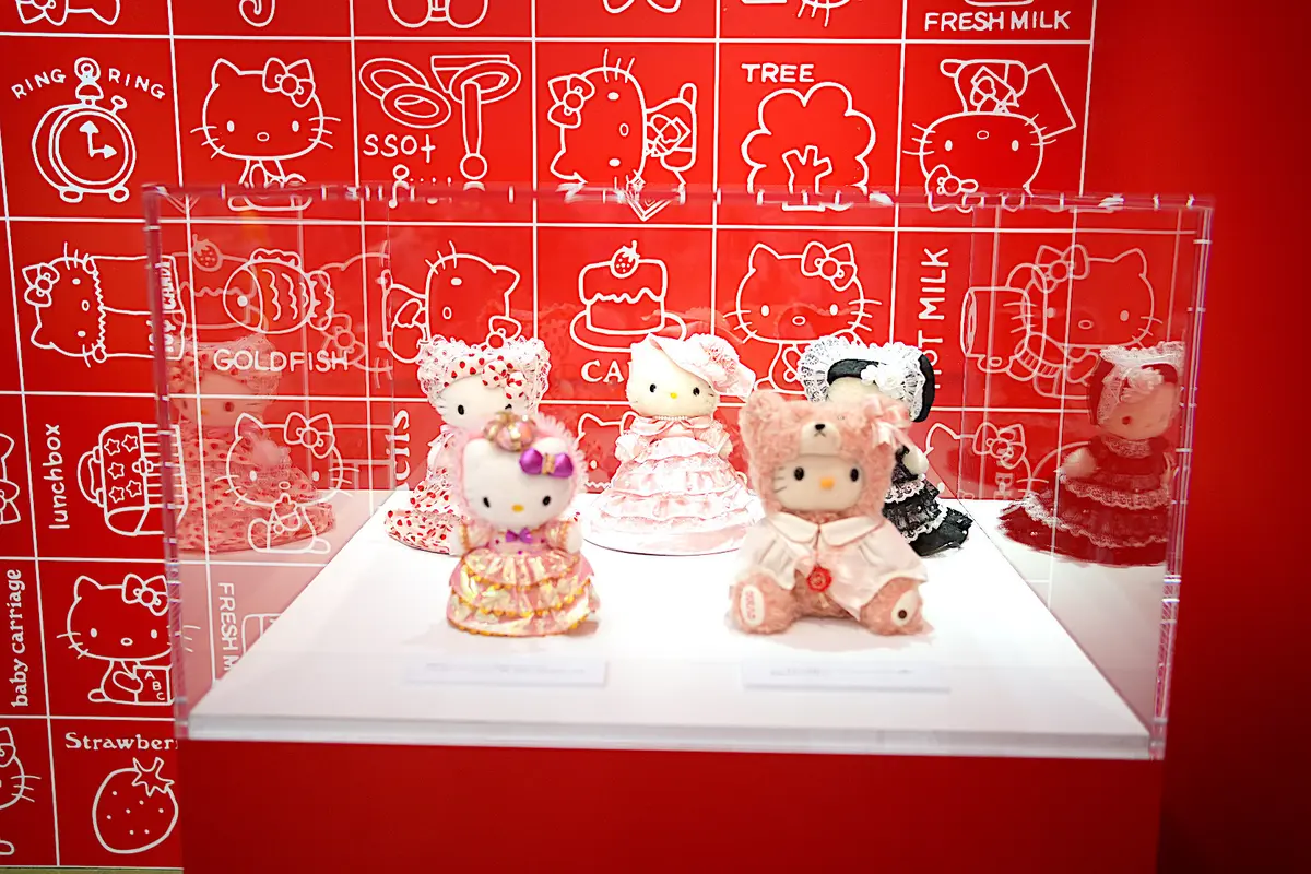 ハローキティ展/ディディベアとコラボしたものなどのぬいぐるみたち