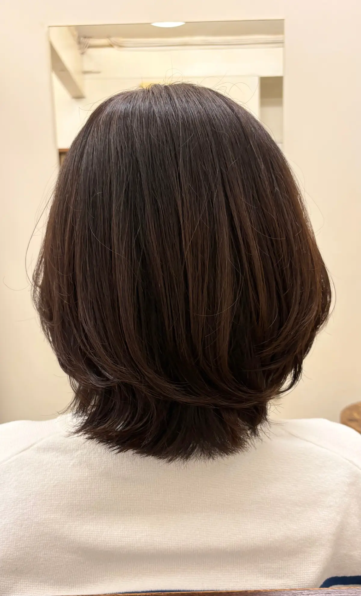 アラフィフ　ミディアムボブヘア