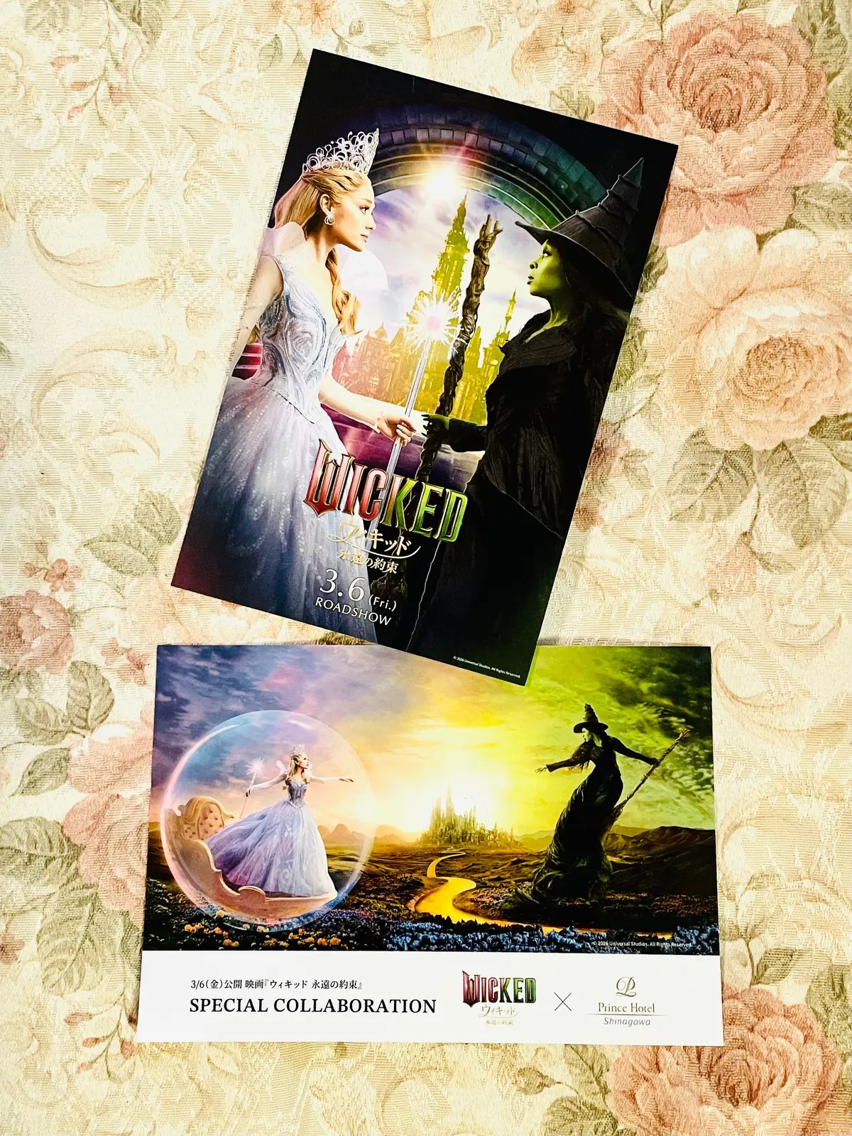 WICKED、WICKED永遠の約束、映画、品川プリンス、コーヒーラウンジ マウナケア、コラボパフェ、パフェ、苺パフェ、いちごパフェ、チョコレートパフェ、豪華パフェ、美味しいパフェ、スイーツ、デザート、お茶会、女子会、メレンゲ、飴細工、映画のシーン再現、期間限定、お土産、お土産付き、プレゼント、プレゼント付き、ポストカード、ステッカー