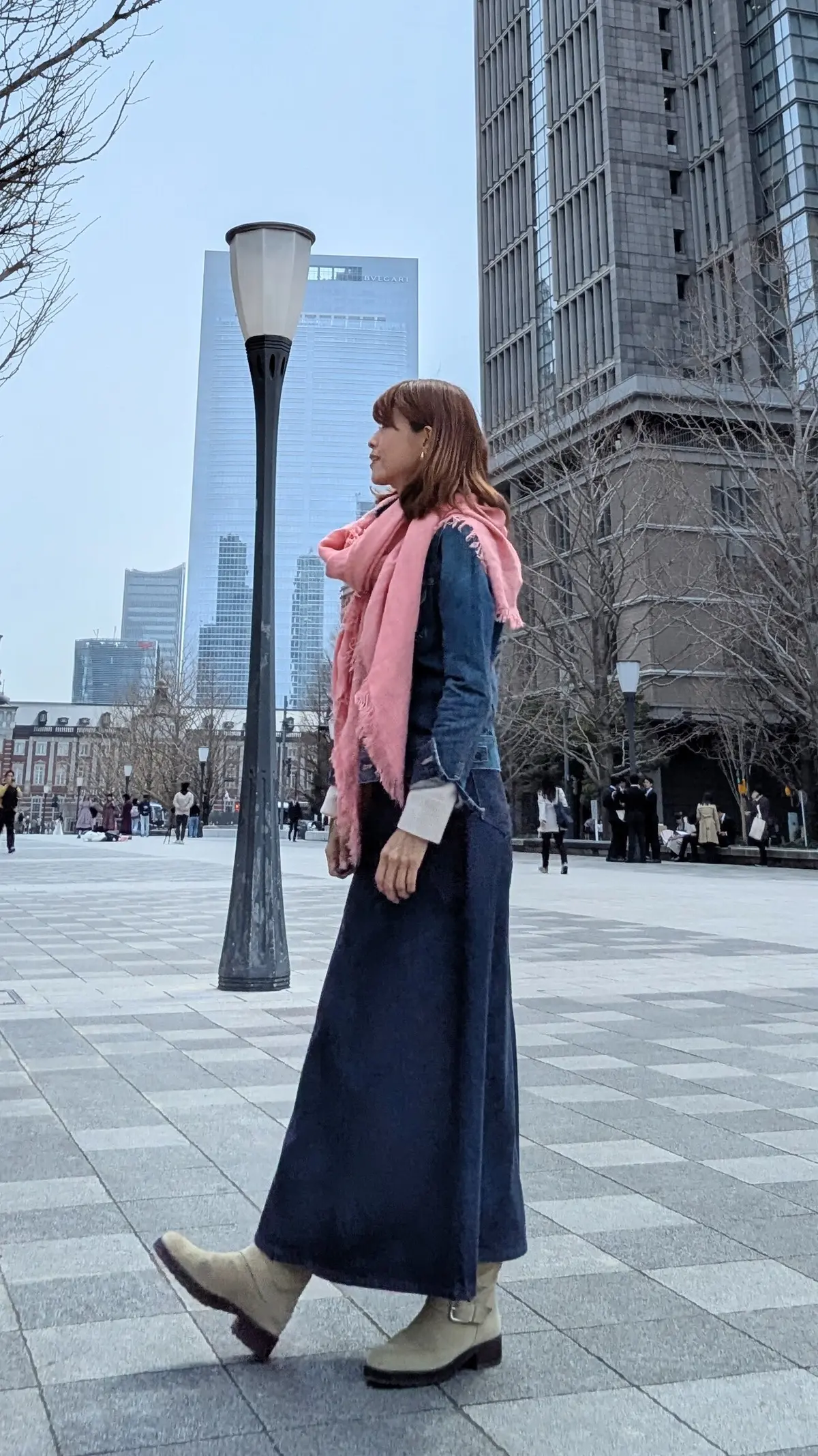 デニムジャケットコーデ