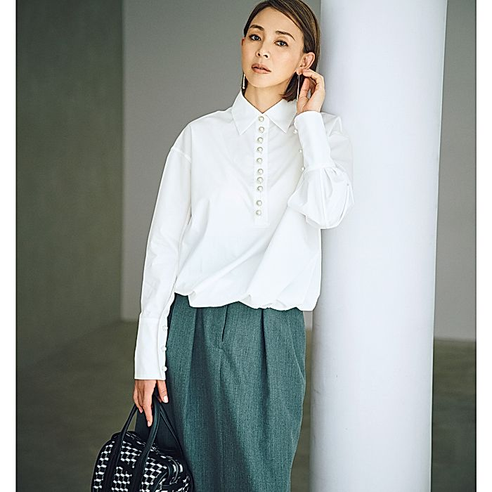CINOH×eclat
【別注】パールボタンシャツ￥48,400