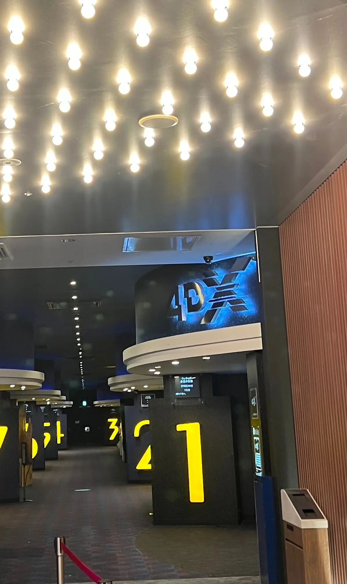 そう、黒ジャケットがあれば大丈夫！の画像_8