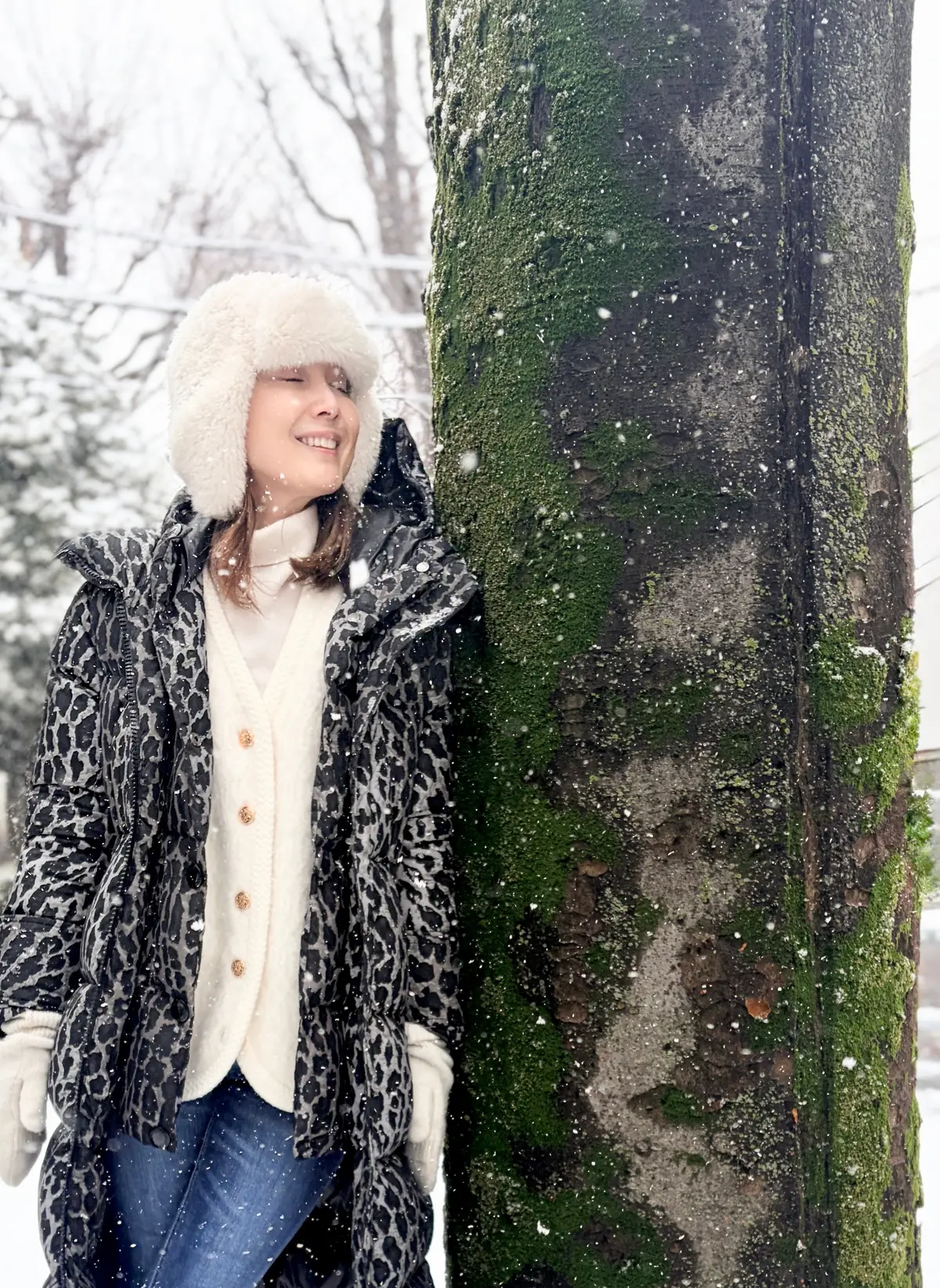 帽子　ダウンジャケット　雪　デニム