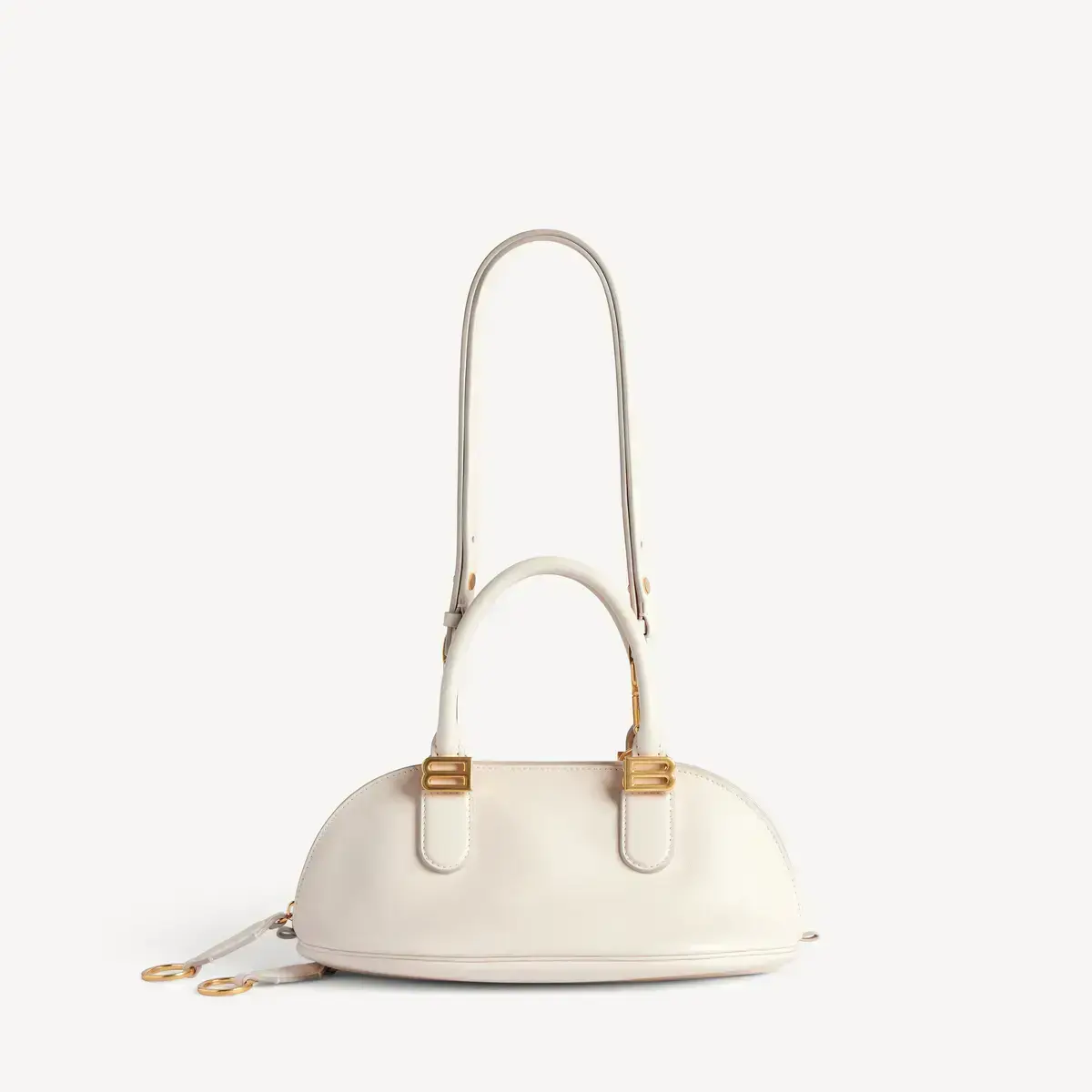 バレンシアガの最新バッグ「ボレロ」