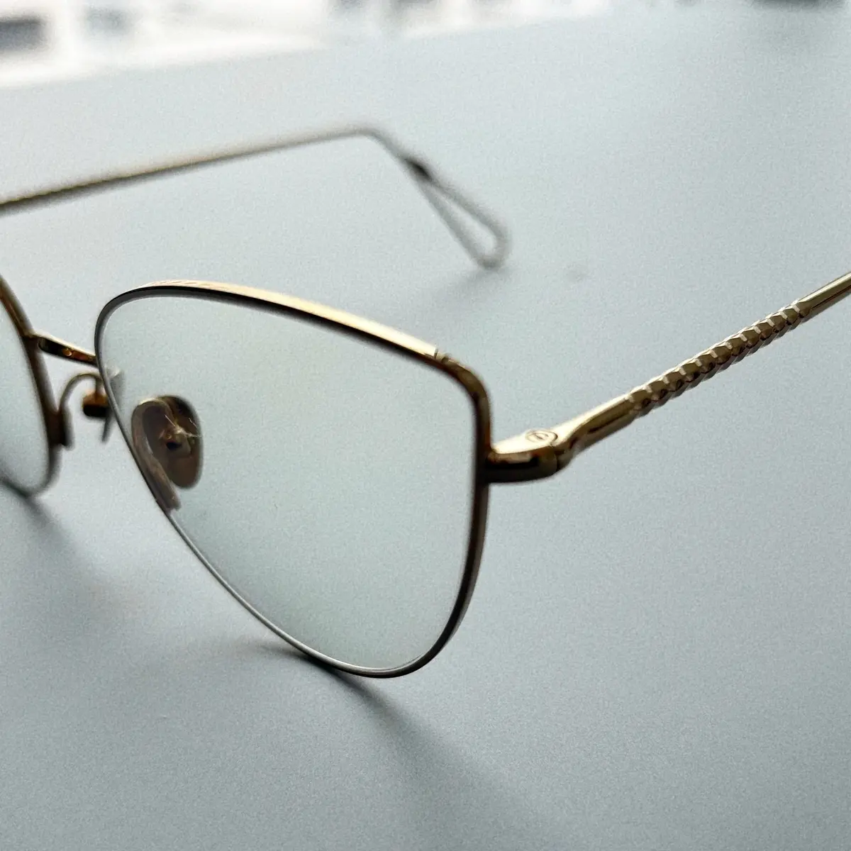 アーレムのメガネ　Place Du Louvre エクラ編集部員の偏愛名品図鑑