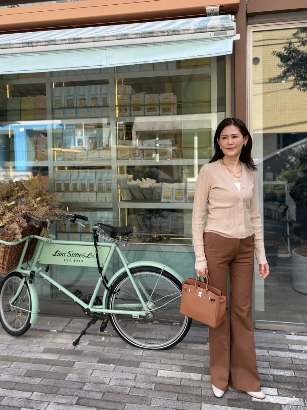 LINA STORES