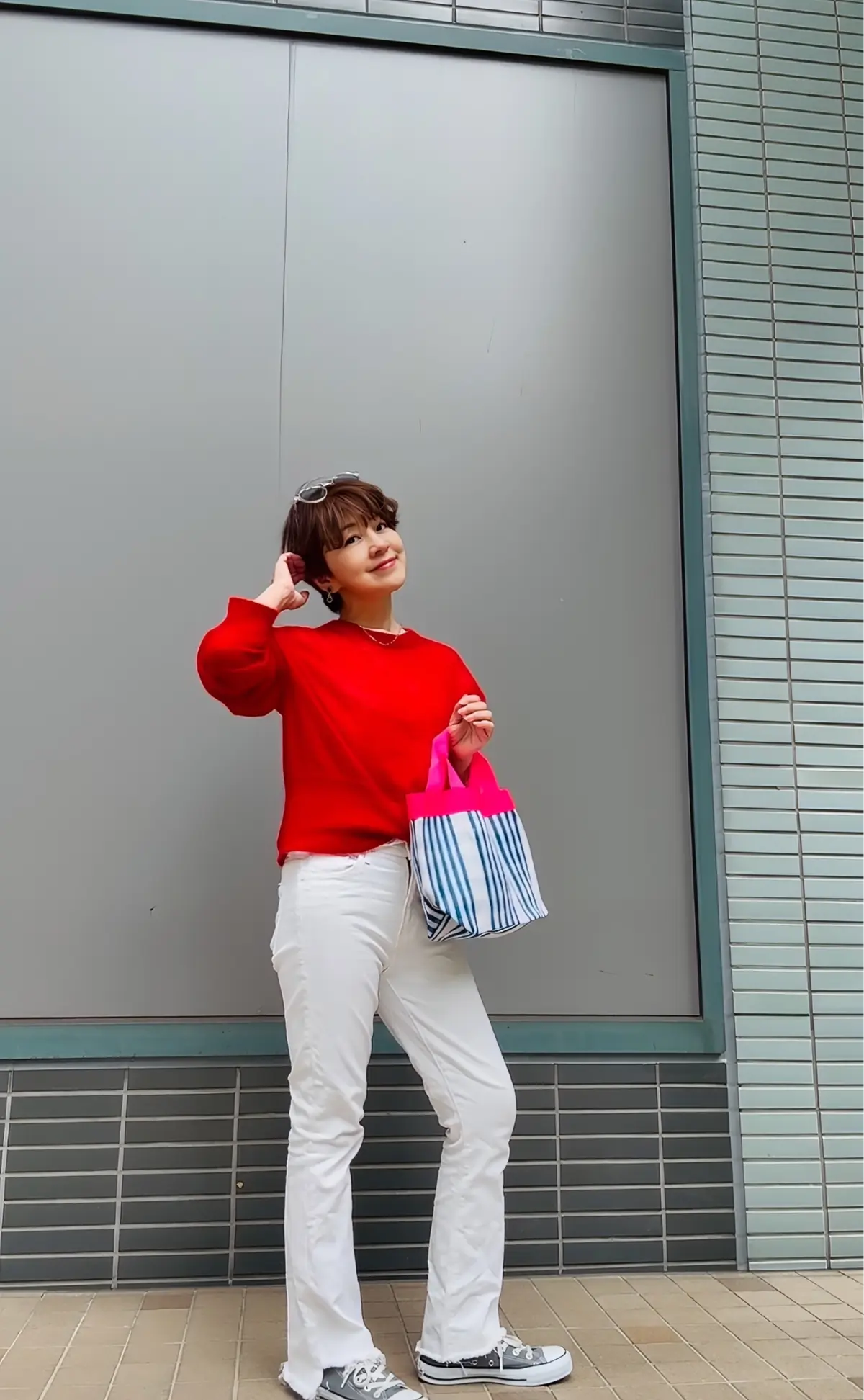 【春夏大人の赤はドラマチックに】爽快白デの画像_3