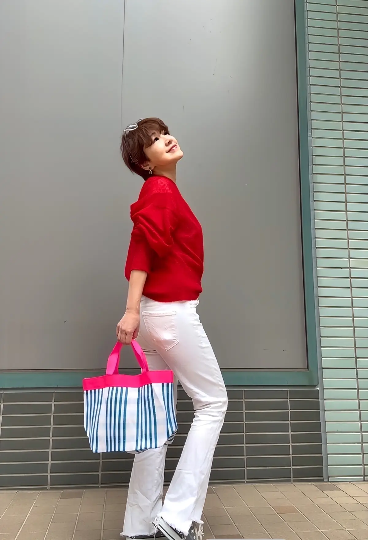 【春夏大人の赤はドラマチックに】爽快白デの画像_1