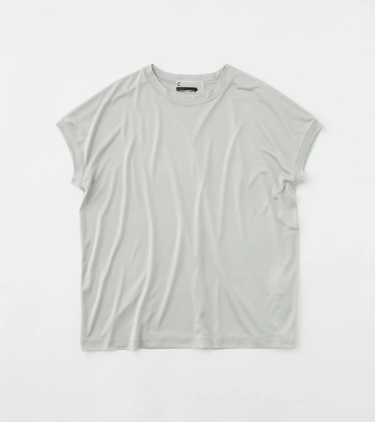 シンプルを愛する大人を魅了。カオスのシルクTシャツ【1日1枚！ 50代