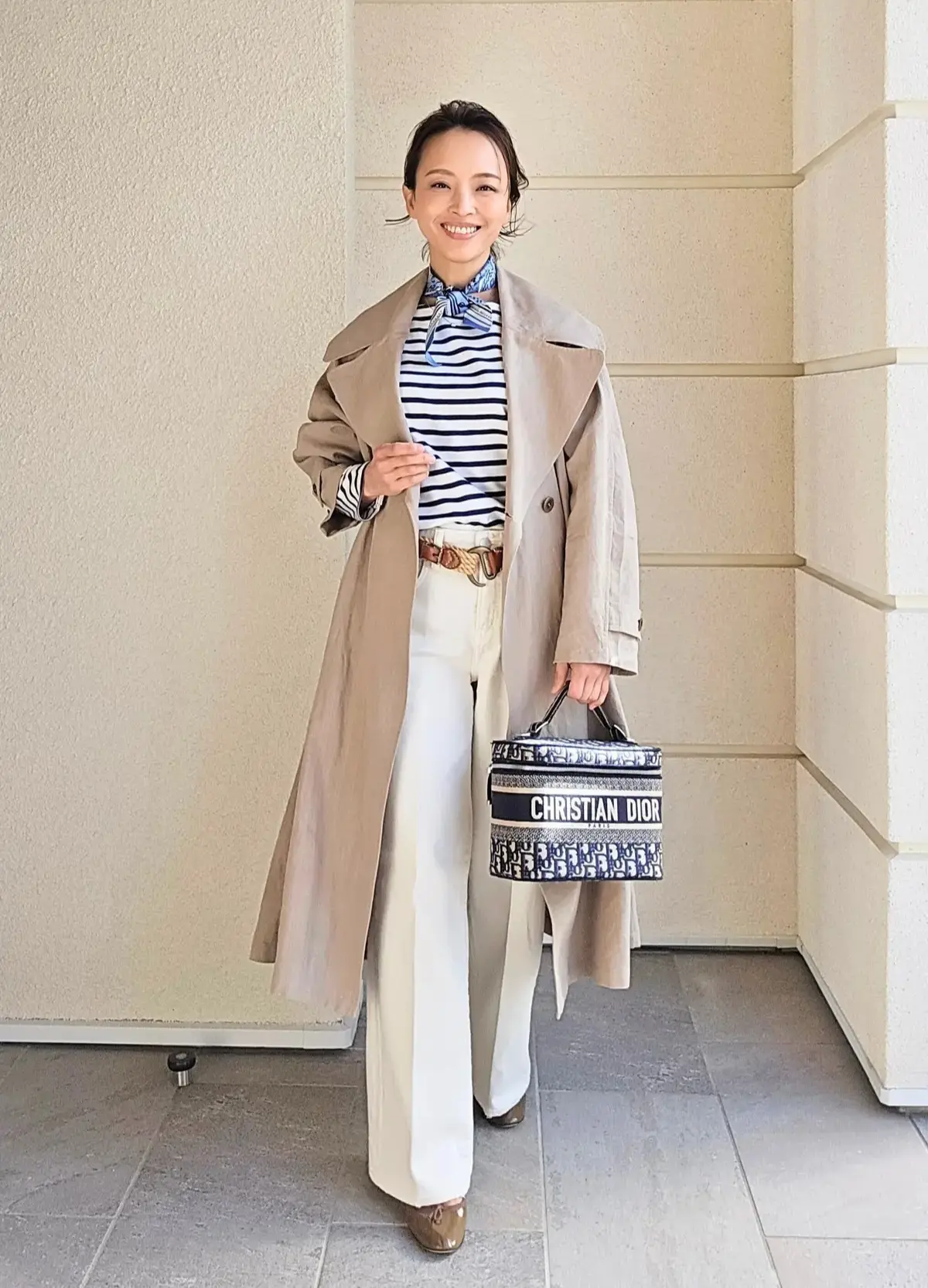  エクラ華組 大岩三智子さん　トレンチ×ボーダーで王道フレンチカジュアル