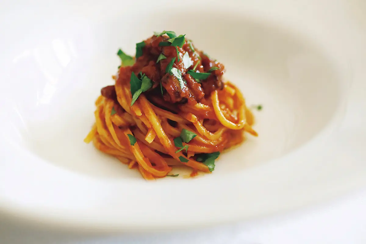 「タリオリーニ 蛸のラグーと木の芽」