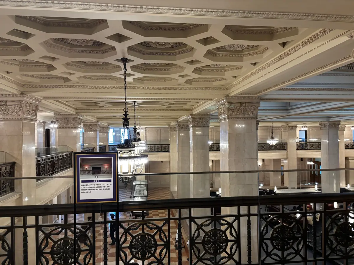 重要文化財に指定された明治生命館にあるCの画像_2