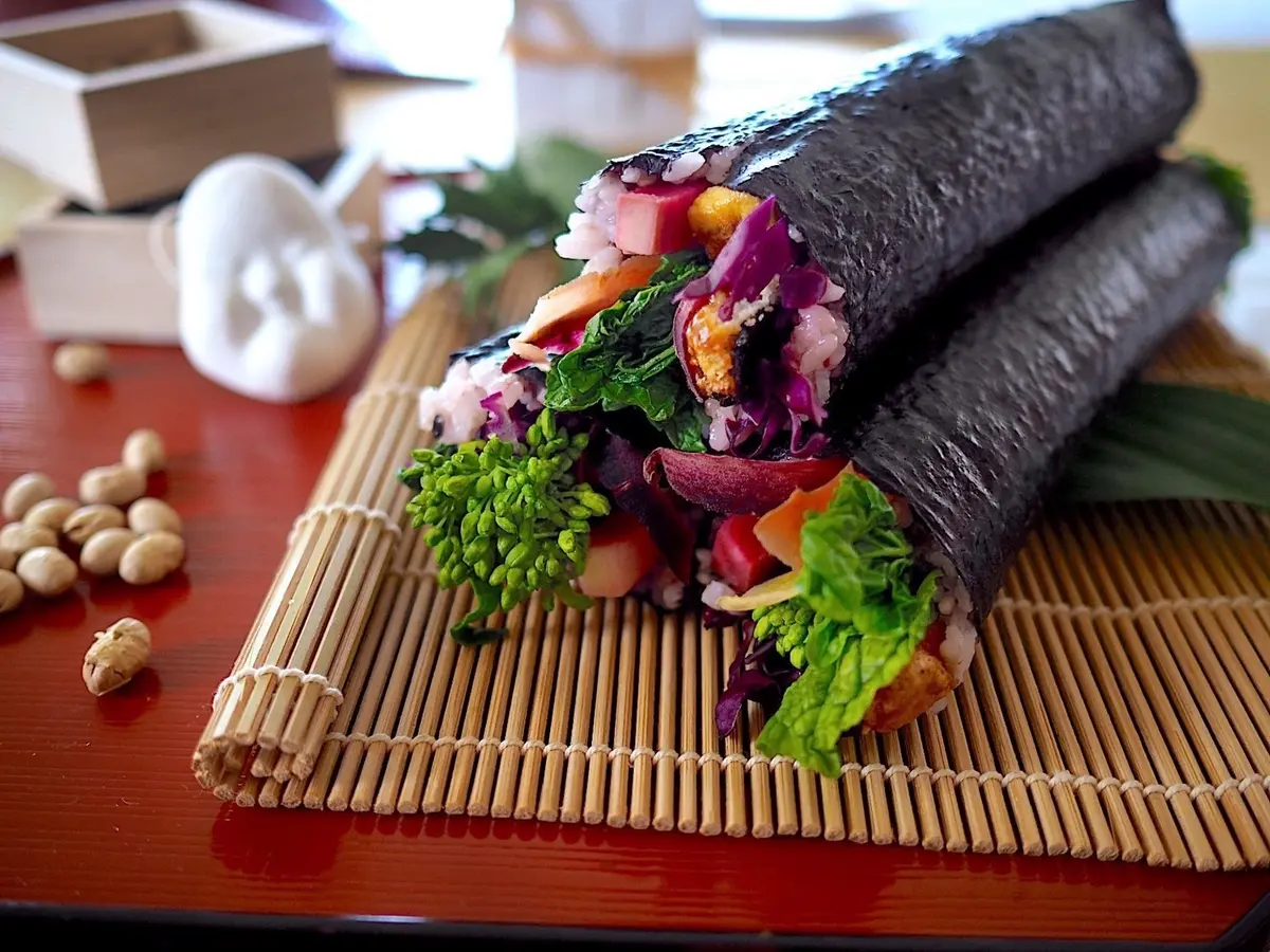 今年の恵方（あきの方ともいう）南南東