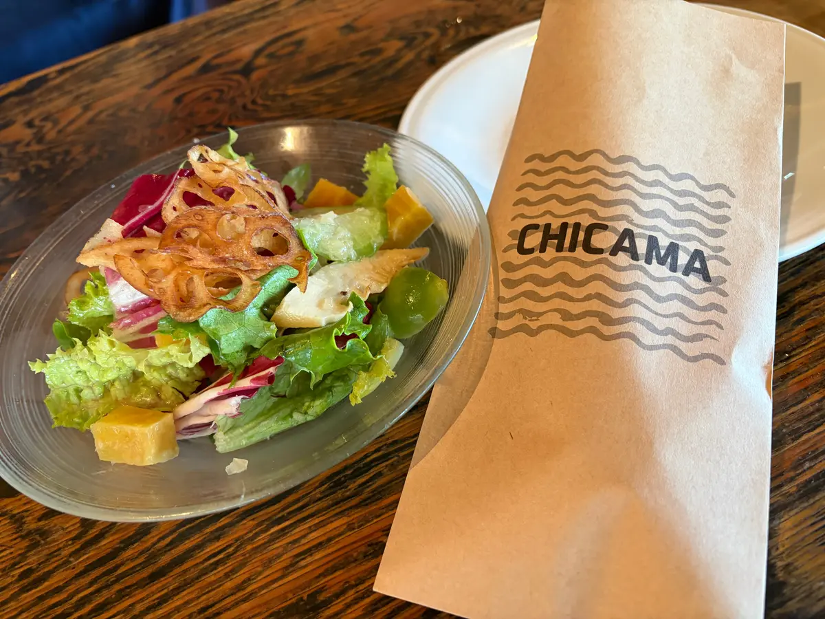 CHICAMAの野菜たっぷりサラダ