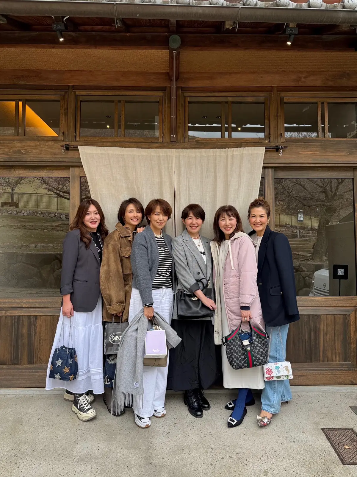 みんなが大好きなＴシャツにジャケットスタの画像_7