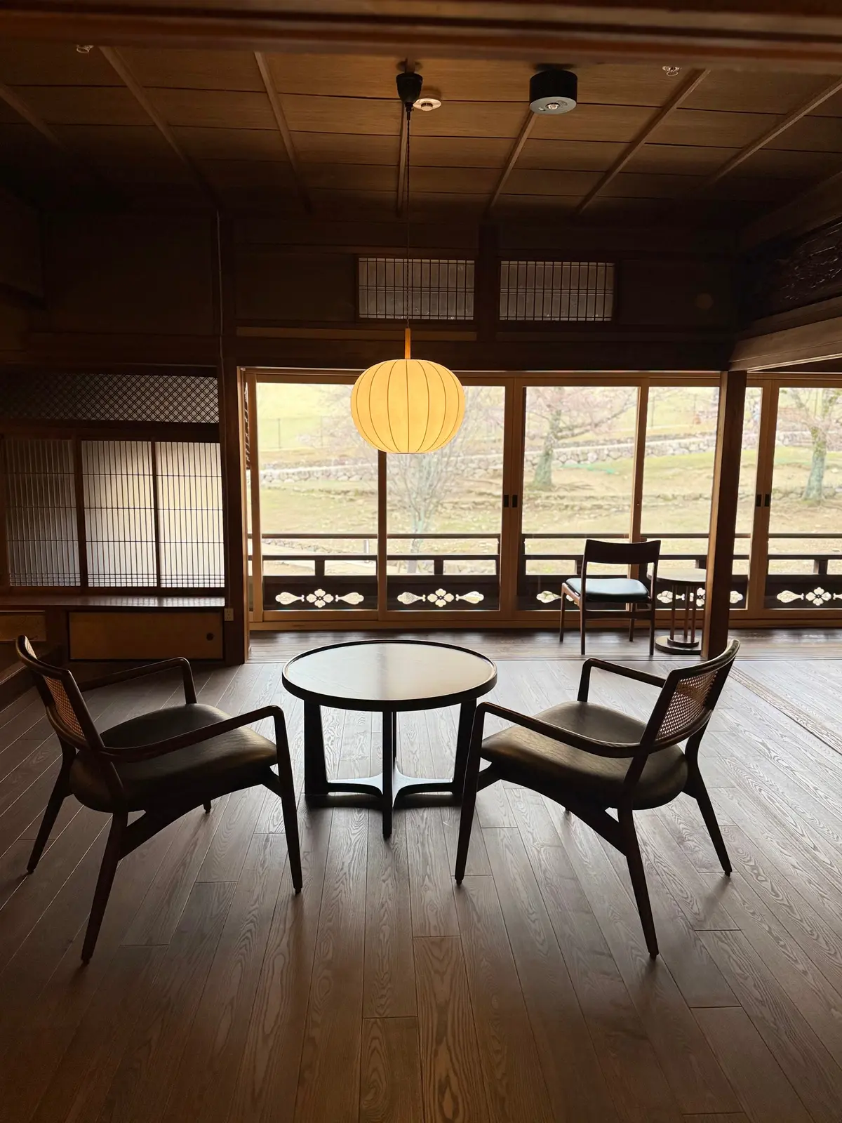 奈良　若草山　VILLA COMMUNICO　オーベルジュ　アフタヌーンティー　ラウンジ　奈良カフェ　奈良観光　奈良グルメ　観光スポット　リノベーション