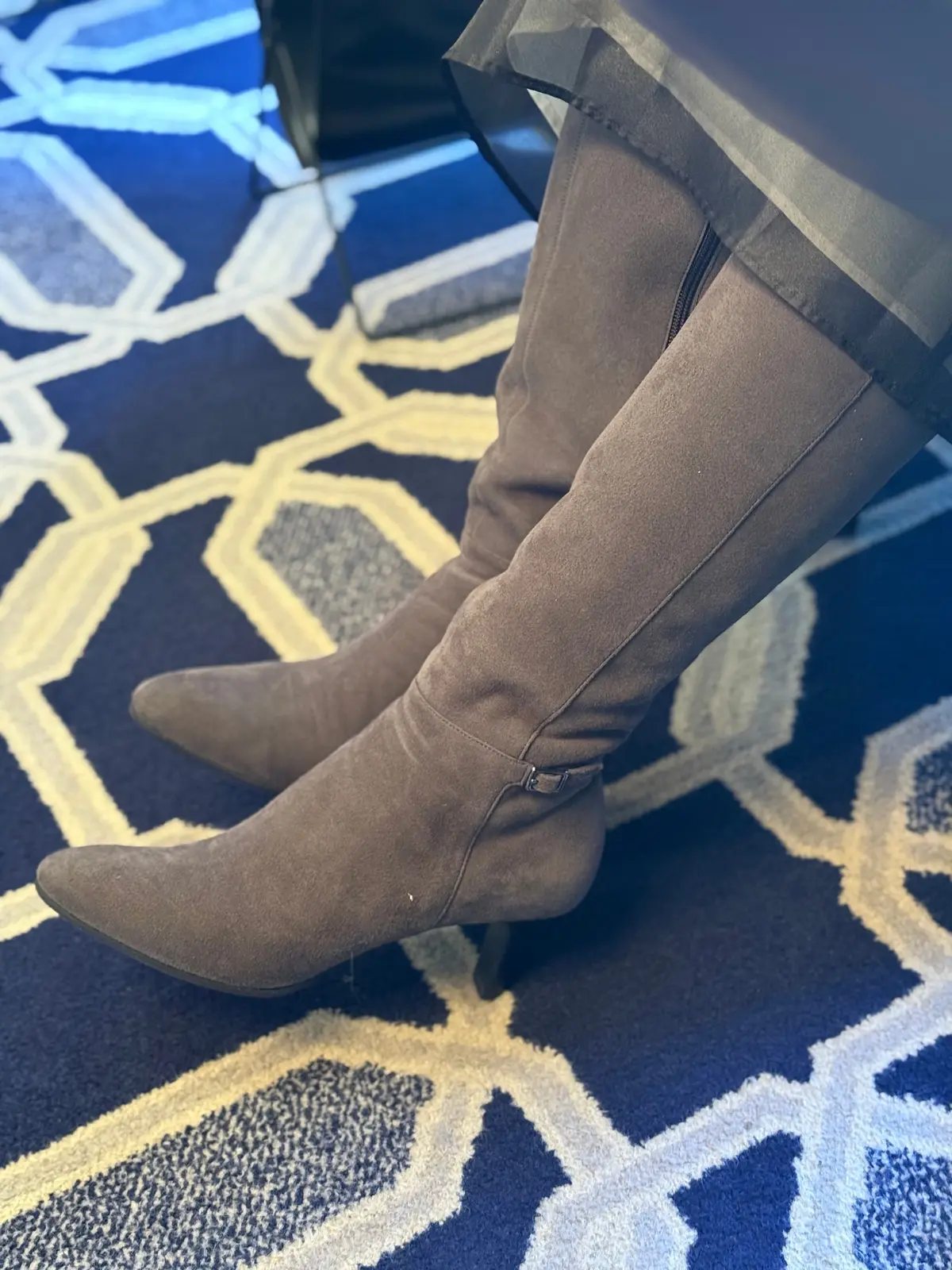 ロングブーツはグレーを選んでときめいていの画像_8