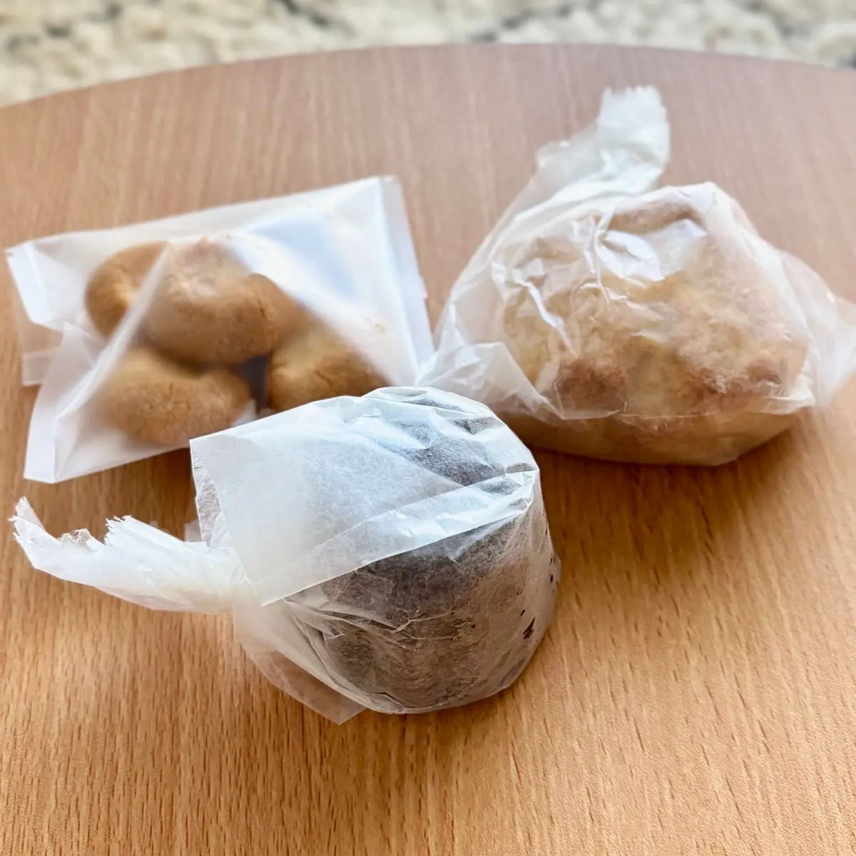 チーズクッキー・カヌレ・スコーン