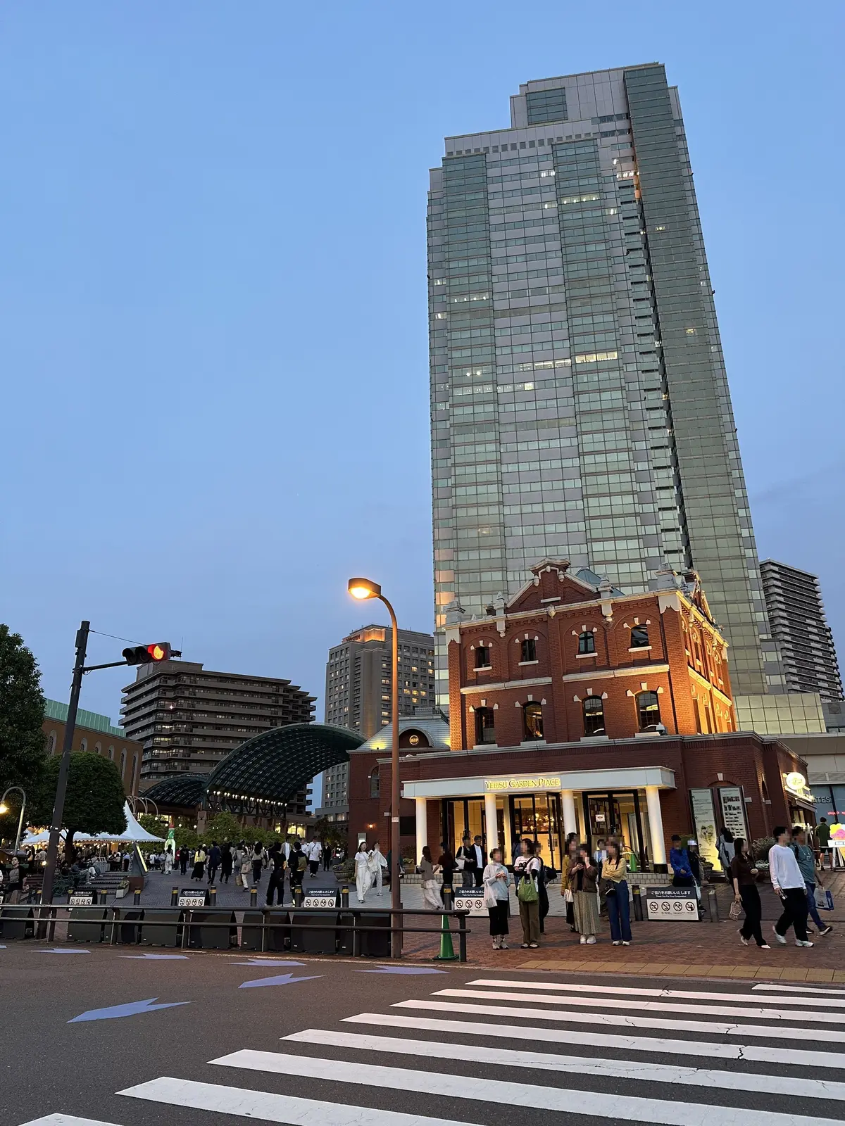 恵比寿ガーデンプレイス　EBISU GARDEN PLACE　恵比寿　ピクニックシネマ　野外シネマ　映画　TABASCO　キノイグルー