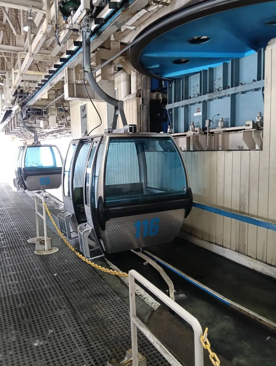 森吉山のゴンドラ①