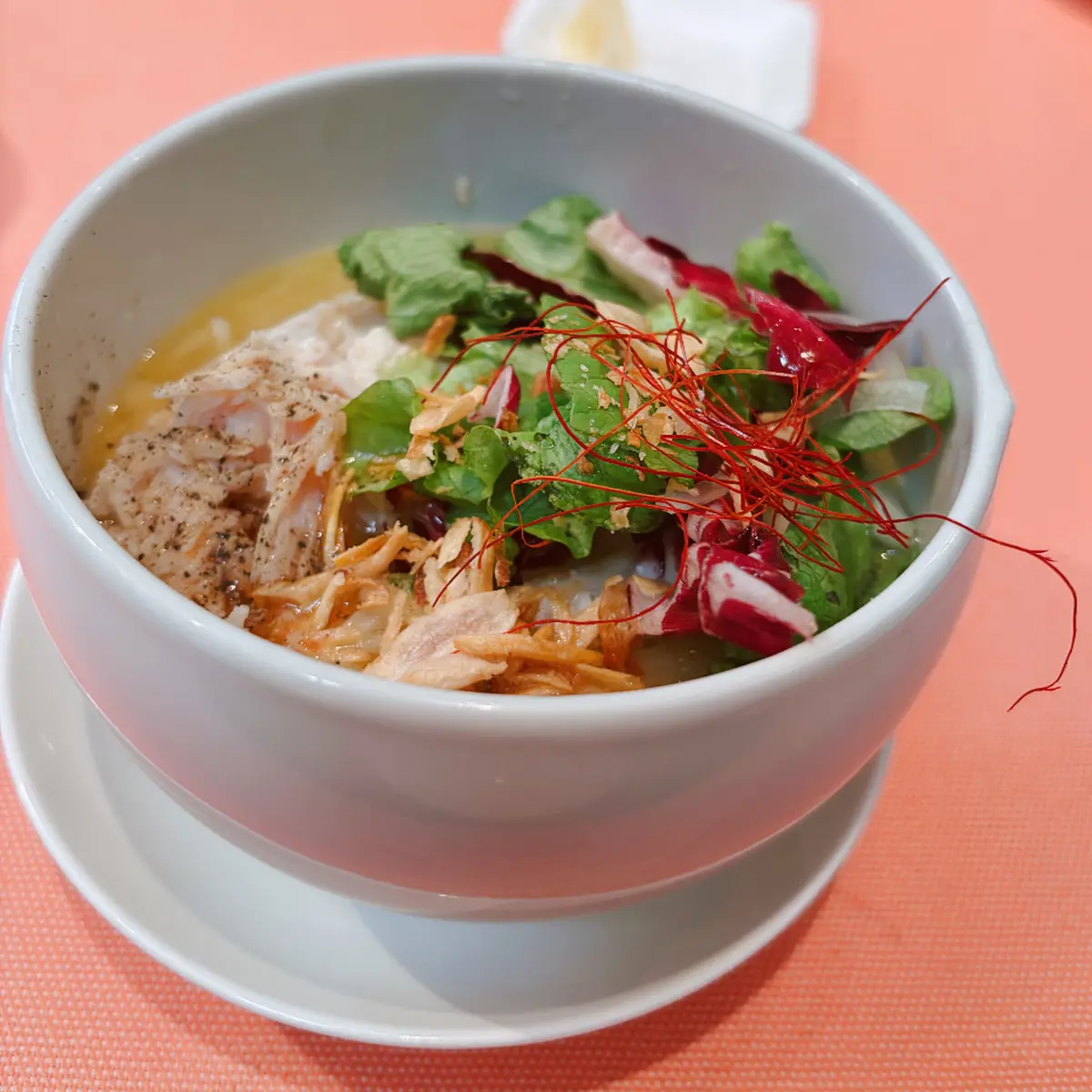 蔭山樓 フカヒレ姿煮ランチコース  鶏白湯塩そば