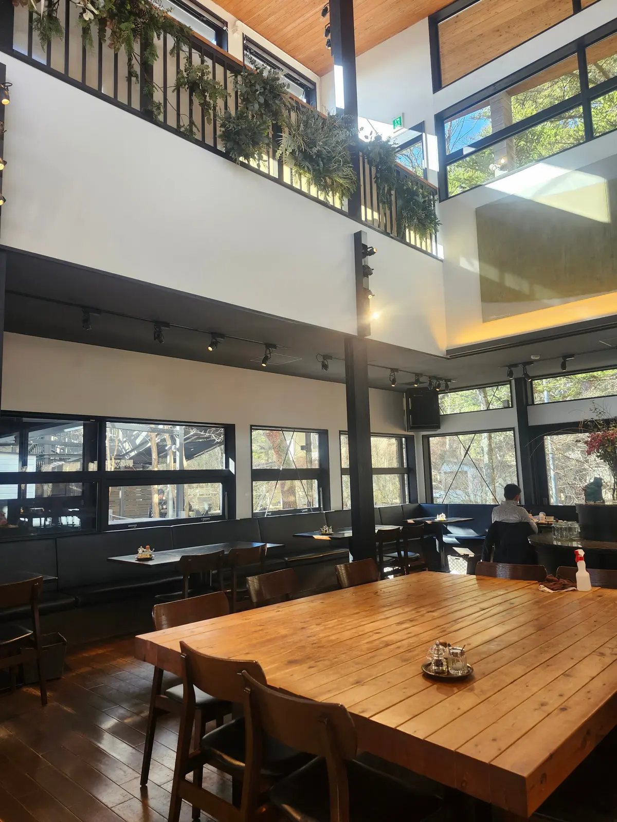 軽井沢、冬の軽井沢、プリンスアウトレット、沢村、旧軽井沢銀座、沢村モーニング、軽井沢モーニング、中山のジャム、ハルニレテラス、軽井沢お土産、グランドエクシブ軽井沢、和泉屋傳兵衛、サンクチュアリ・ヴィラ ムセオスーパースイートグレード、ホテルラウンジ