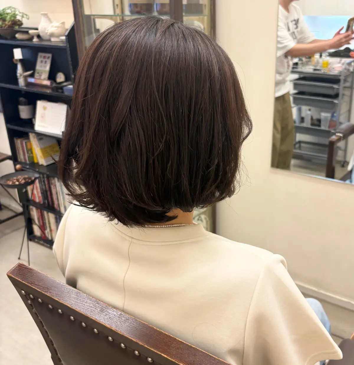 40代ヘアスタイル　ミディアムボブ