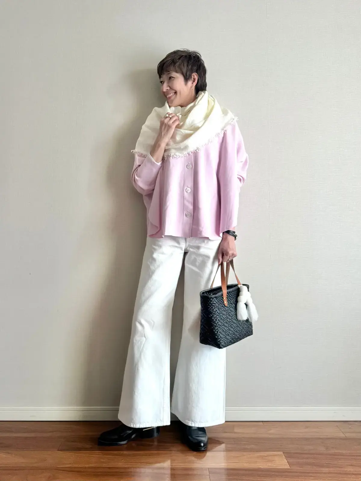 細谷奈弓さん　デニム