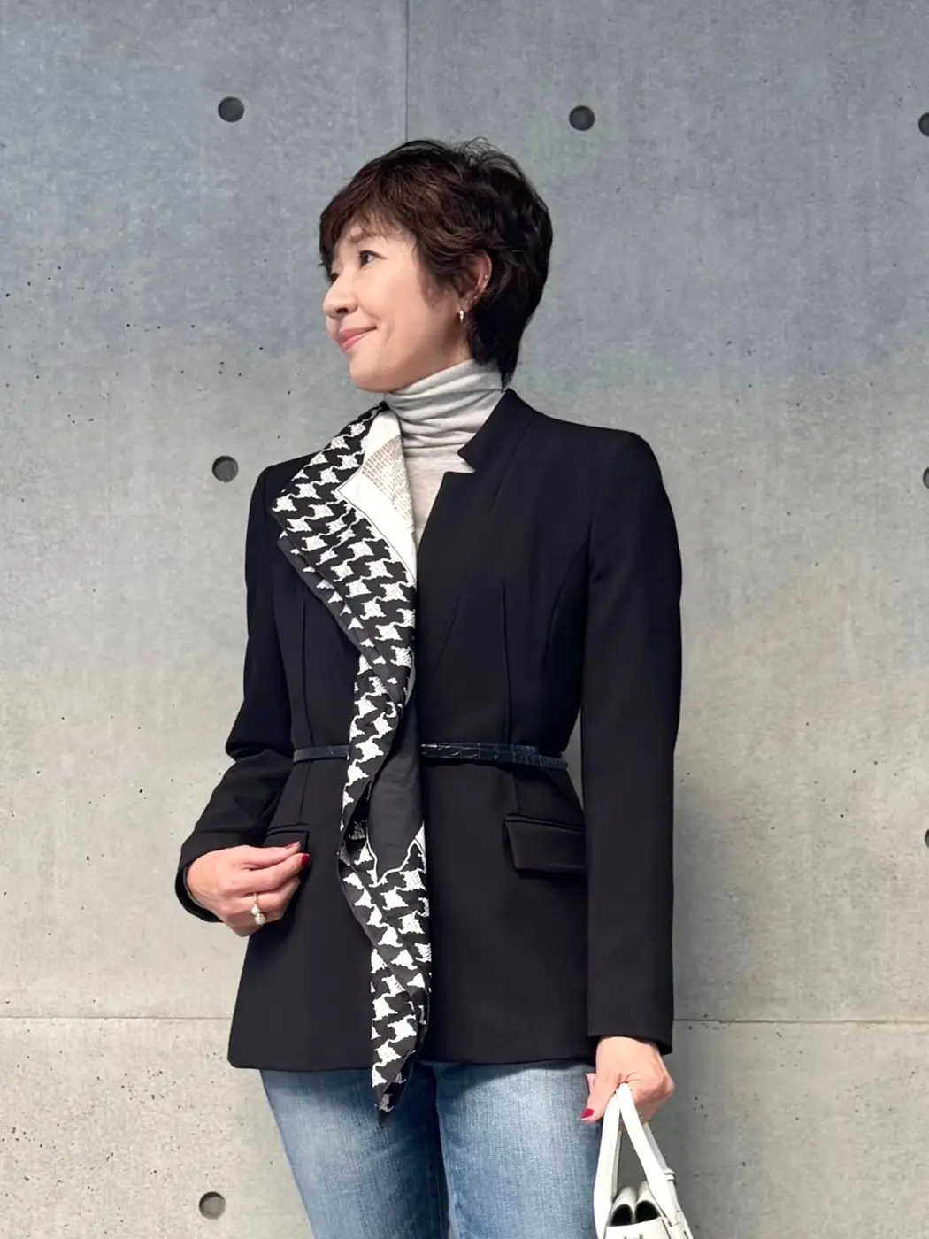 ZARA 黒ジャケットコーデ 03