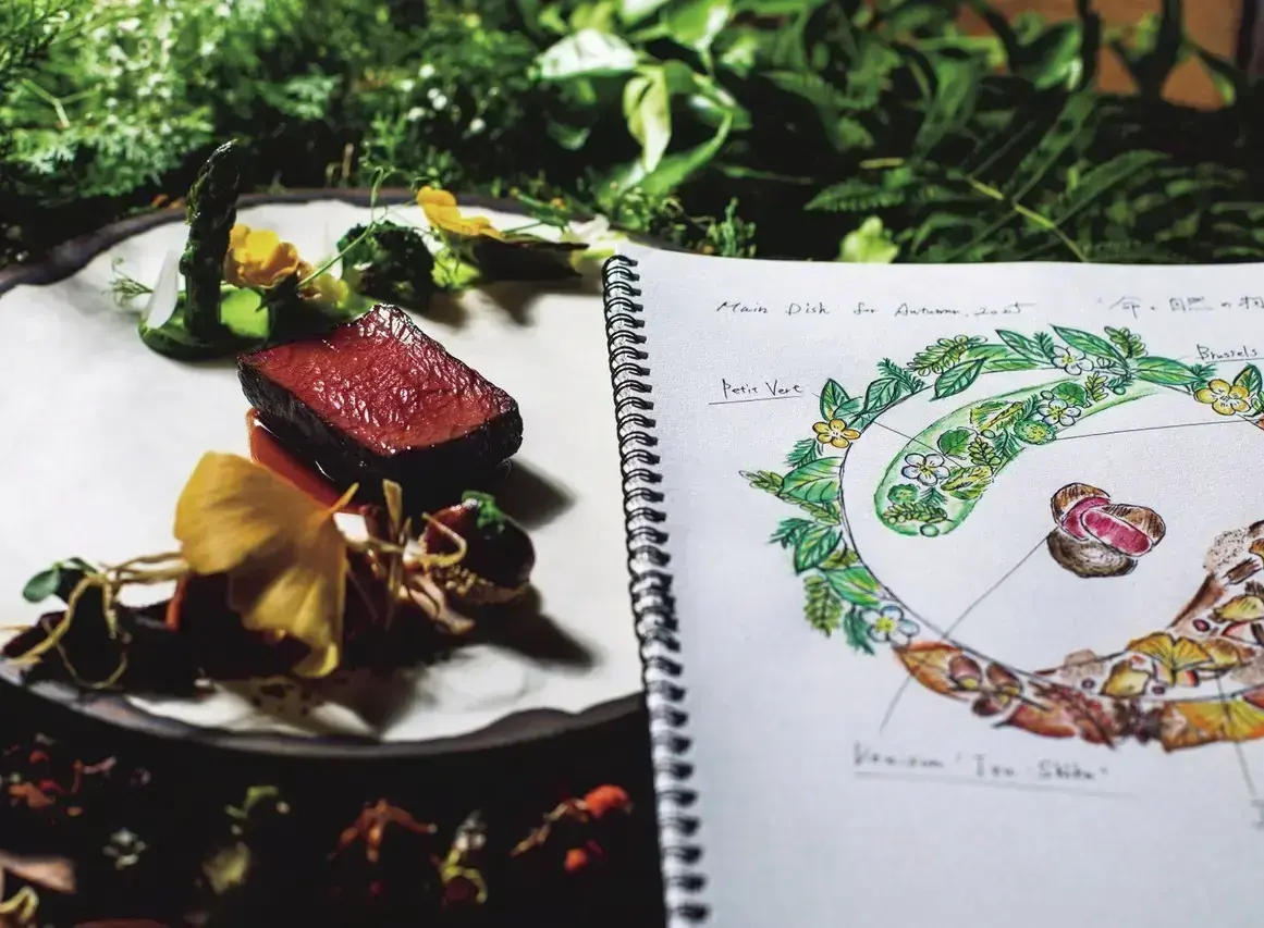 “伊豆鹿の低温ロースト”。「ロクワット西伊豆」のダイニングでは、新たに就任した増井睦シェフが腕をふるう