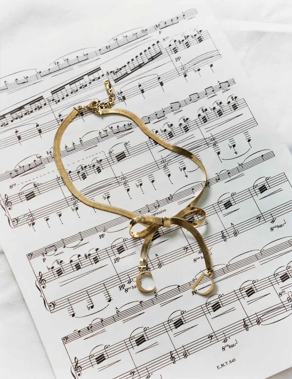 CD リボン　ネックレス　ディオール