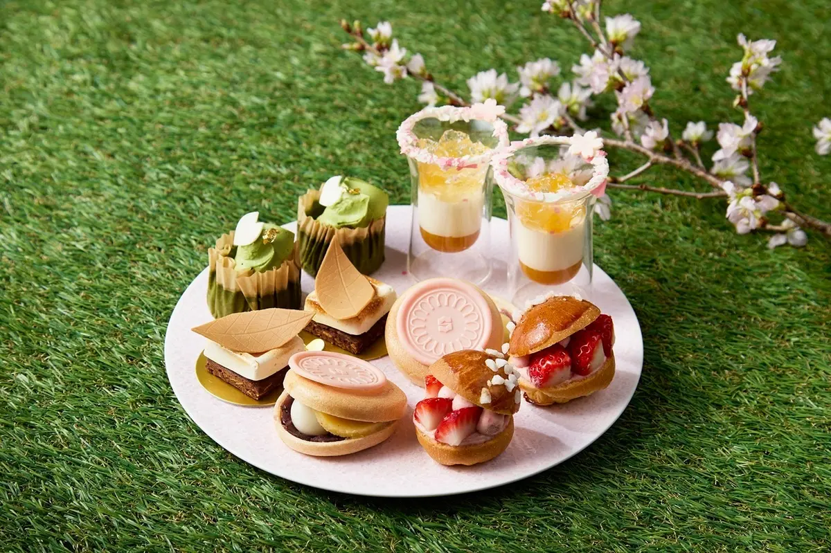 シャングリ・ラ東京「ザ・ロビーラウンジ」 アフタヌーンティー 和洋折衷スイーツ