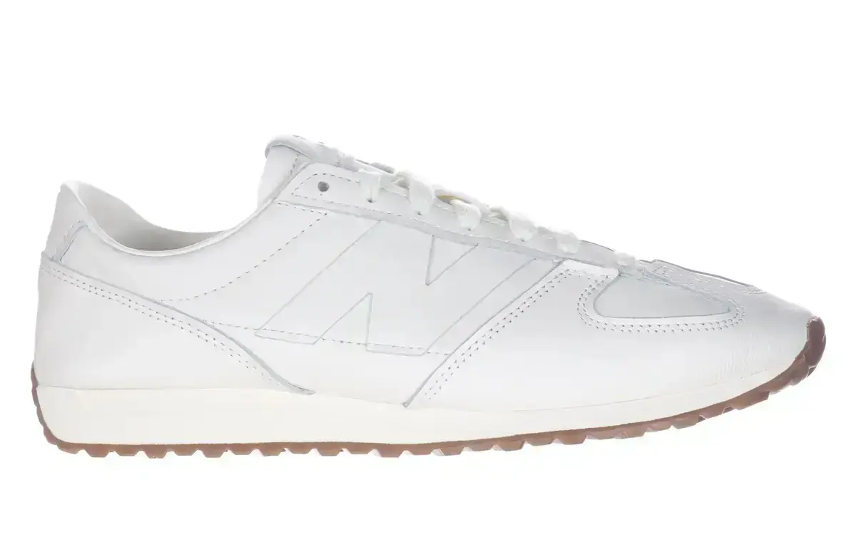 50代　スニーカー