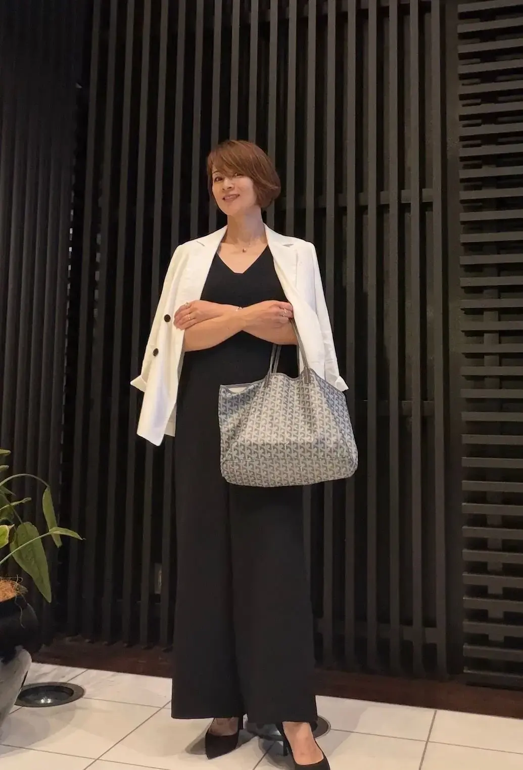 黒のオールインワンは Deuxieme Classe　夏コーデ