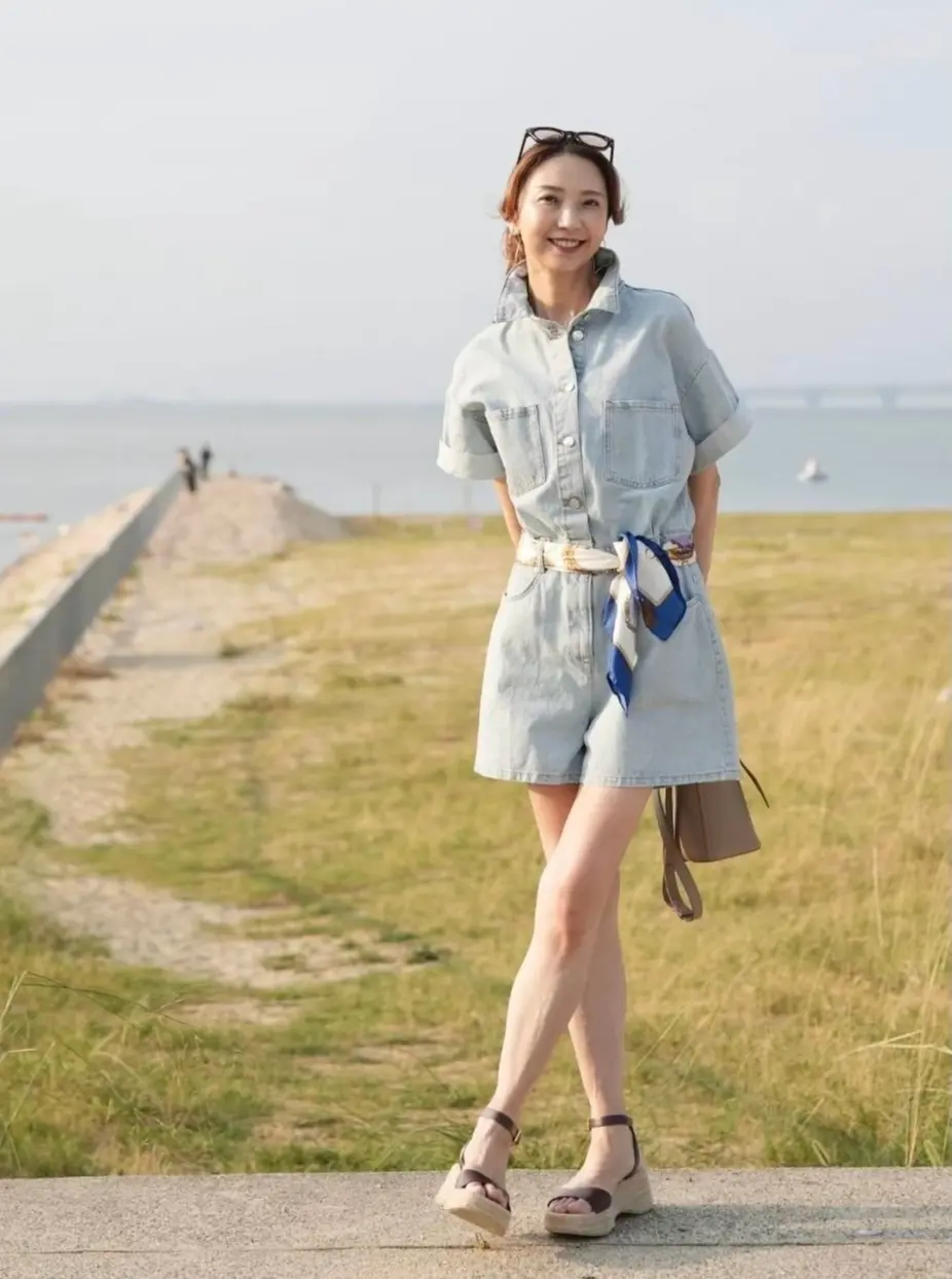 ZARA オールインワン　サンダル　旅コーデ