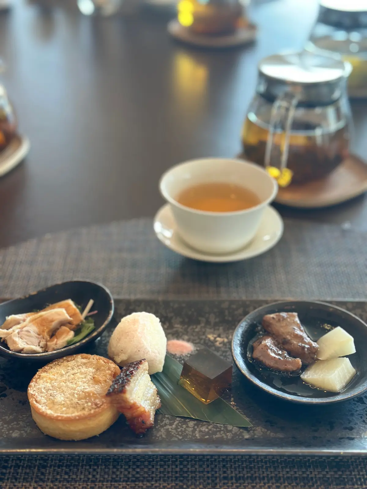 春のホワイトコーデでホテル飲茶ランチ【品の画像_5