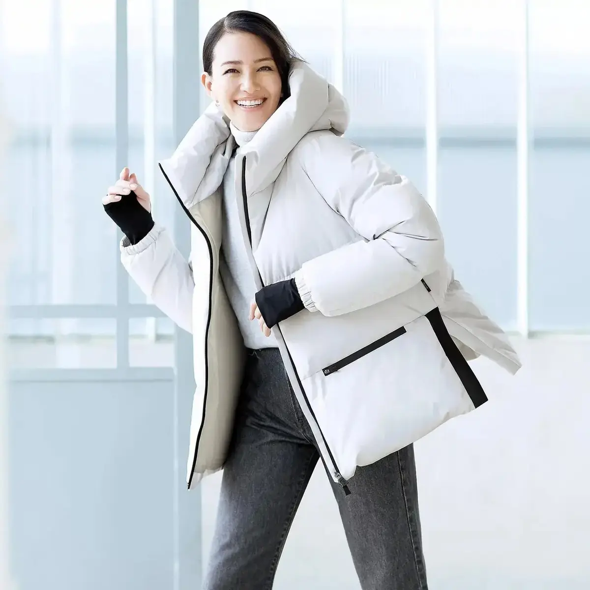 デニムもパンツもスカートも。冬の「ダウン」がもっとおしゃれに見える着こなしは？