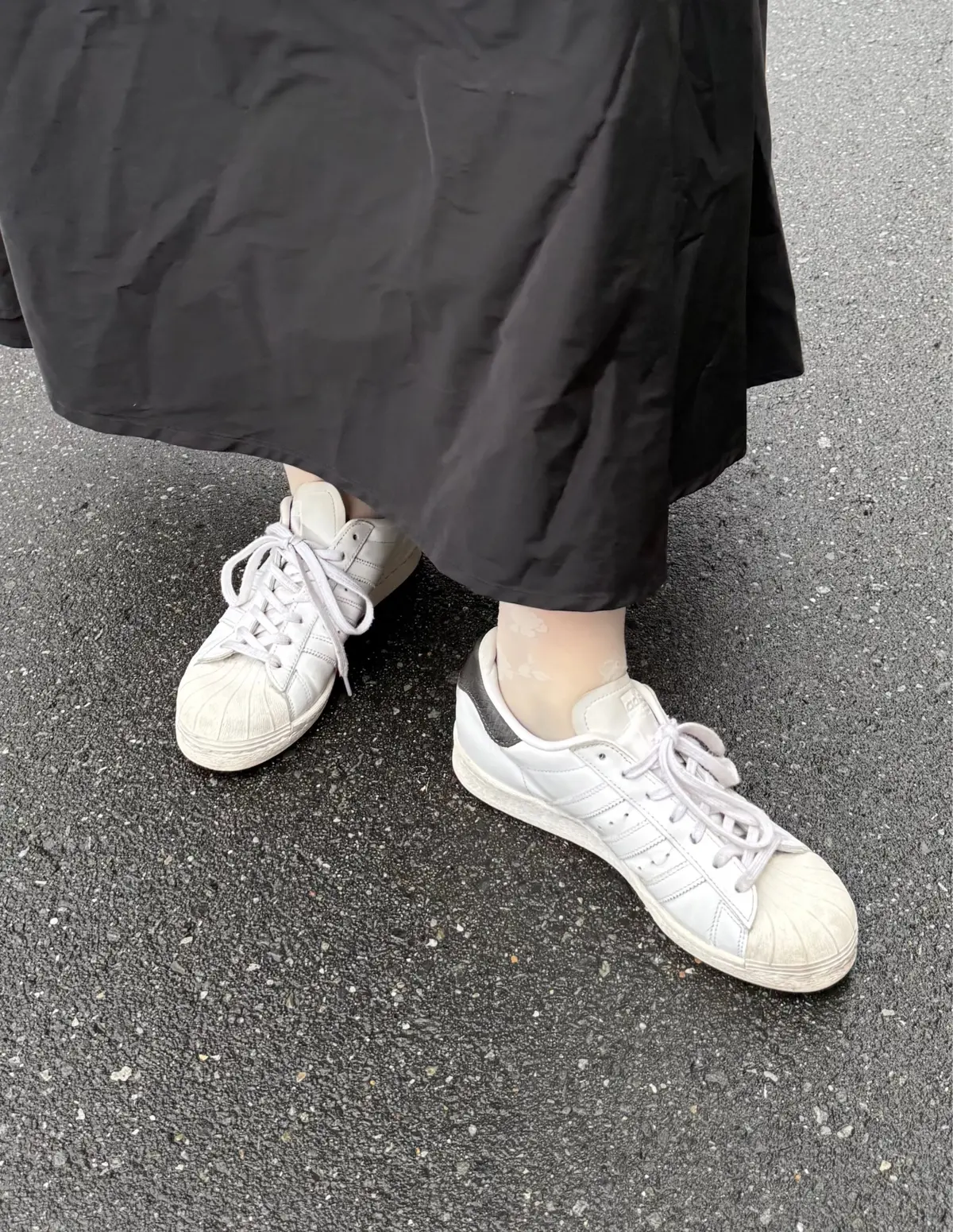 アディダス　スーパースター　白スニーカー