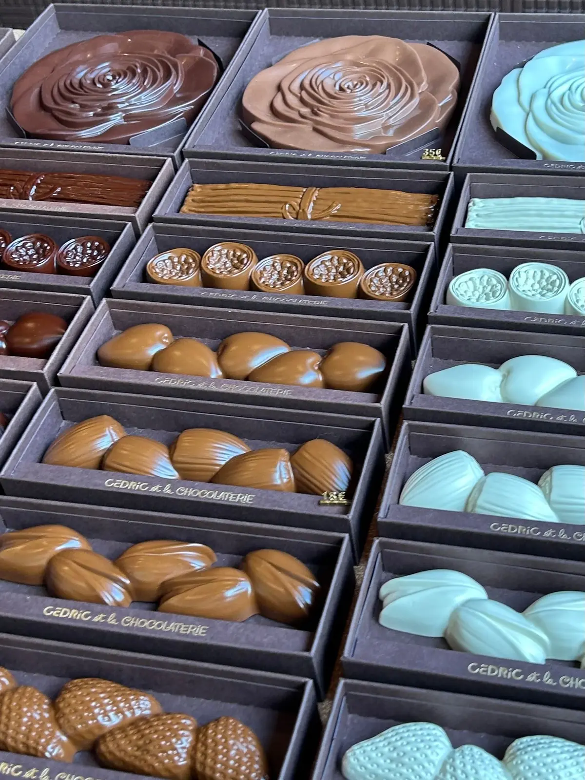 パリ最新】 Cédric et la Chocolaterie 話題の新店に行ってみた