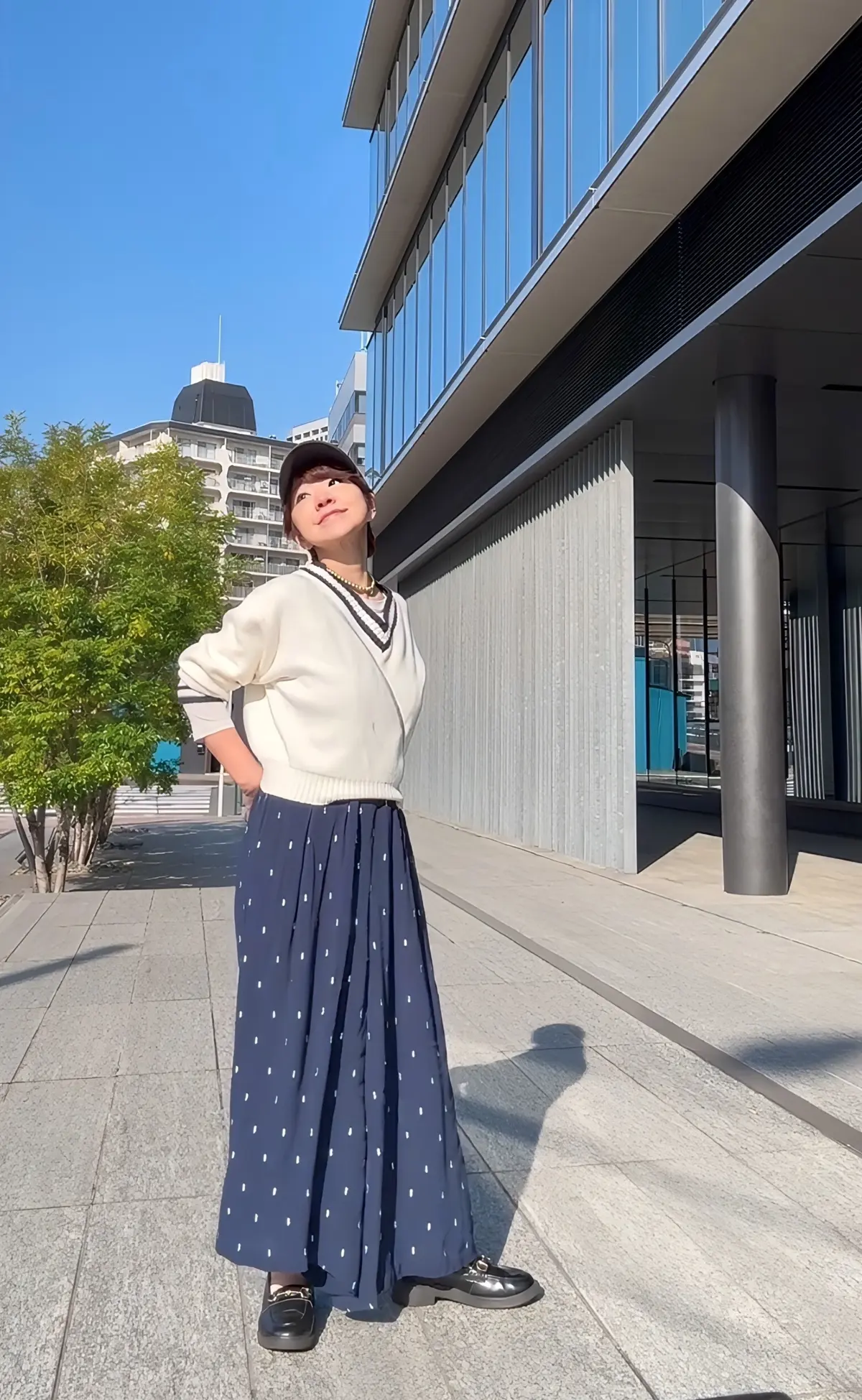 GUのチルデン風ホワイトニットを主役にNの画像_1